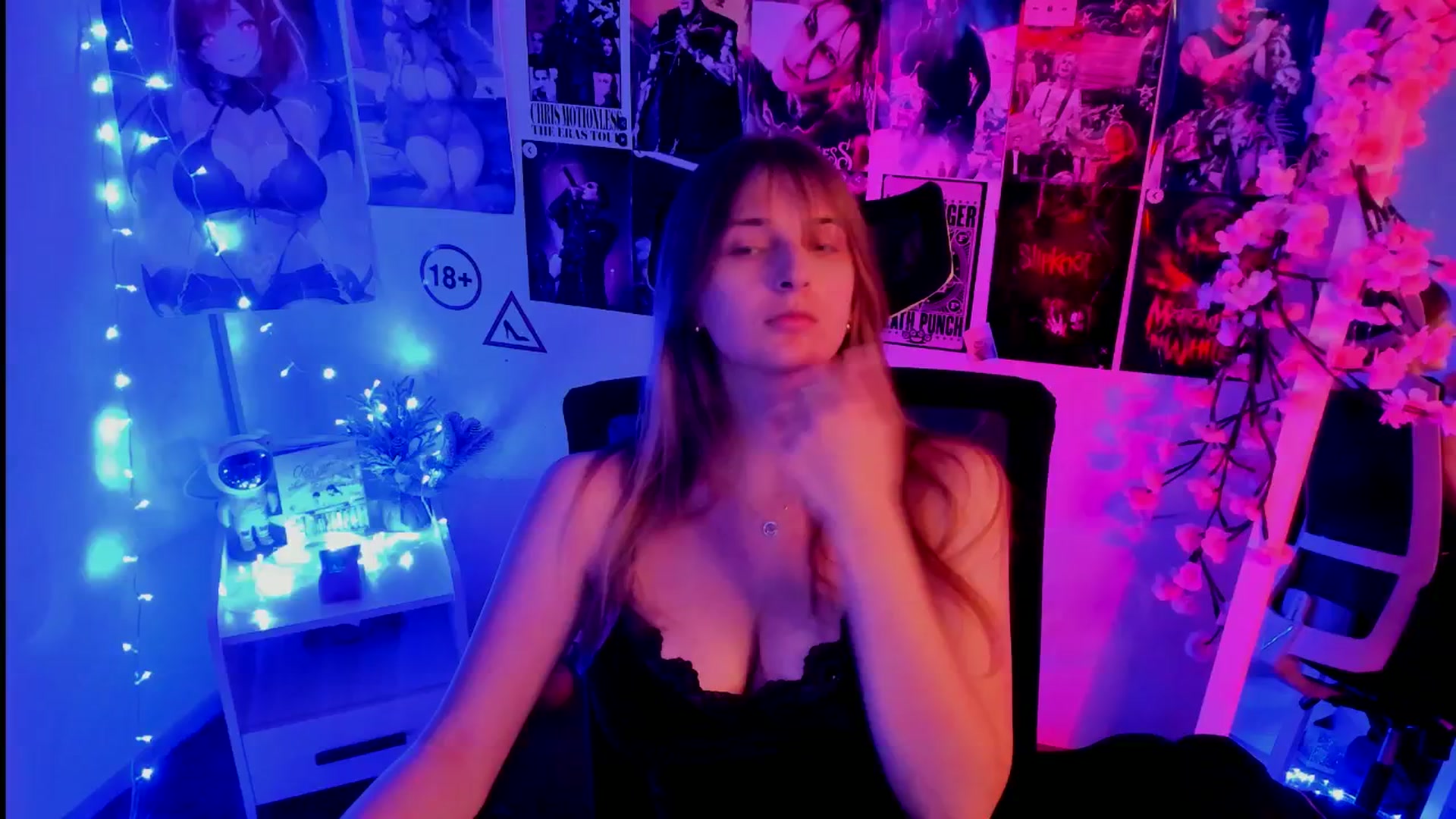 Gallery image thumbnail from Lisa_Star_'s myfreecams stream on, 11/13/2025, 15:43 image 2 of 20