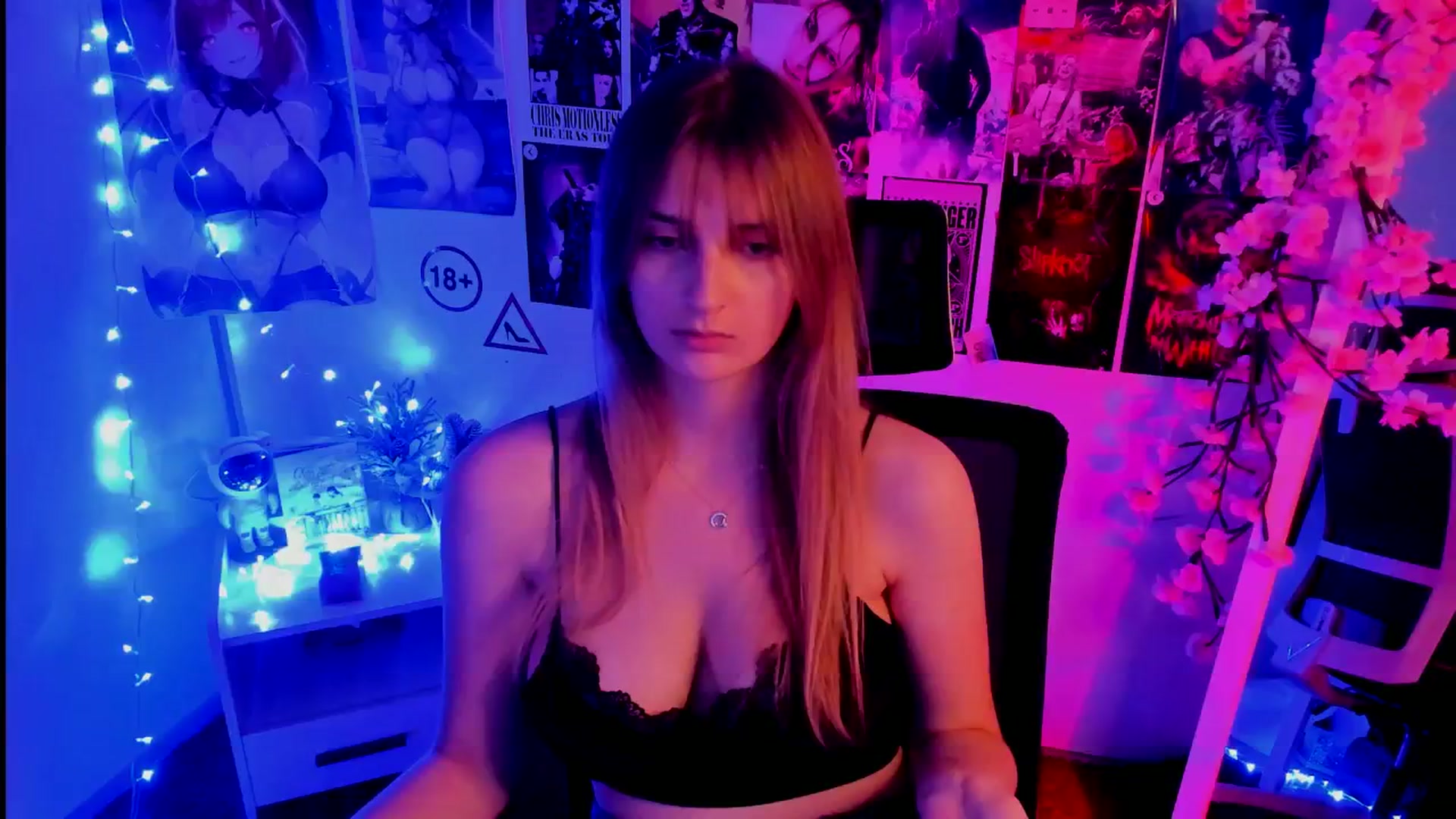 Gallery image thumbnail from Lisa_Star_'s myfreecams stream on, 11/13/2025, 17:26 image 9 of 20