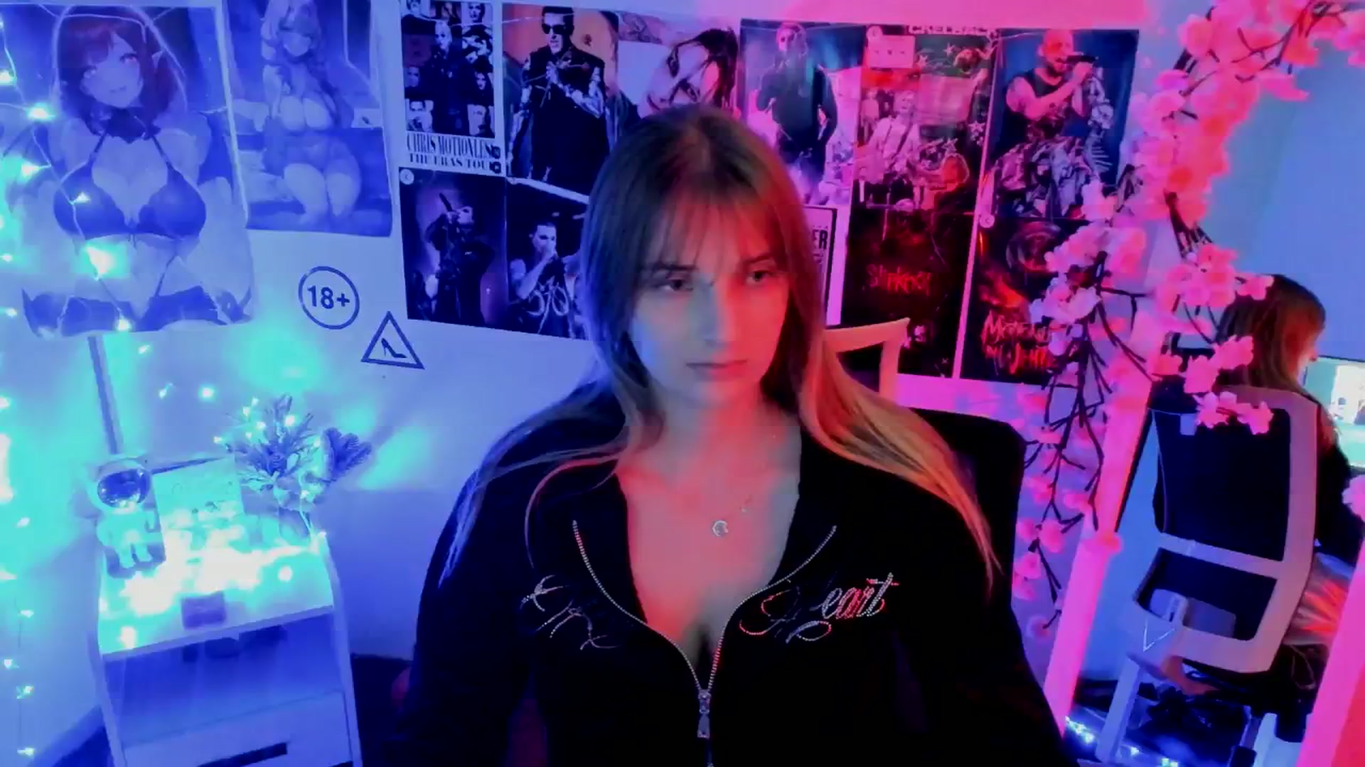 Gallery image thumbnail from Lisa_Star_'s myfreecams stream on, 11/14/2025, 16:18 image 5 of 20