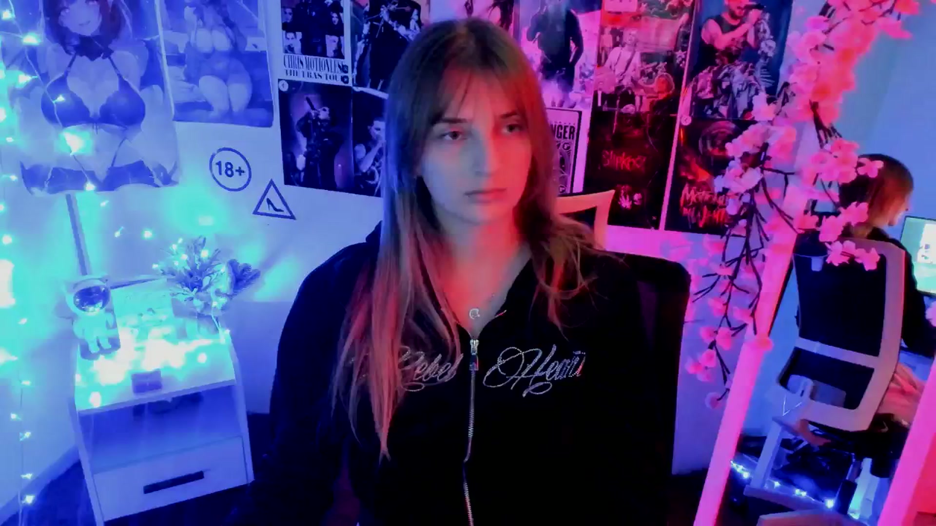 Gallery image thumbnail from Lisa_Star_'s myfreecams stream on, 11/14/2025, 16:18 image 20 of 20
