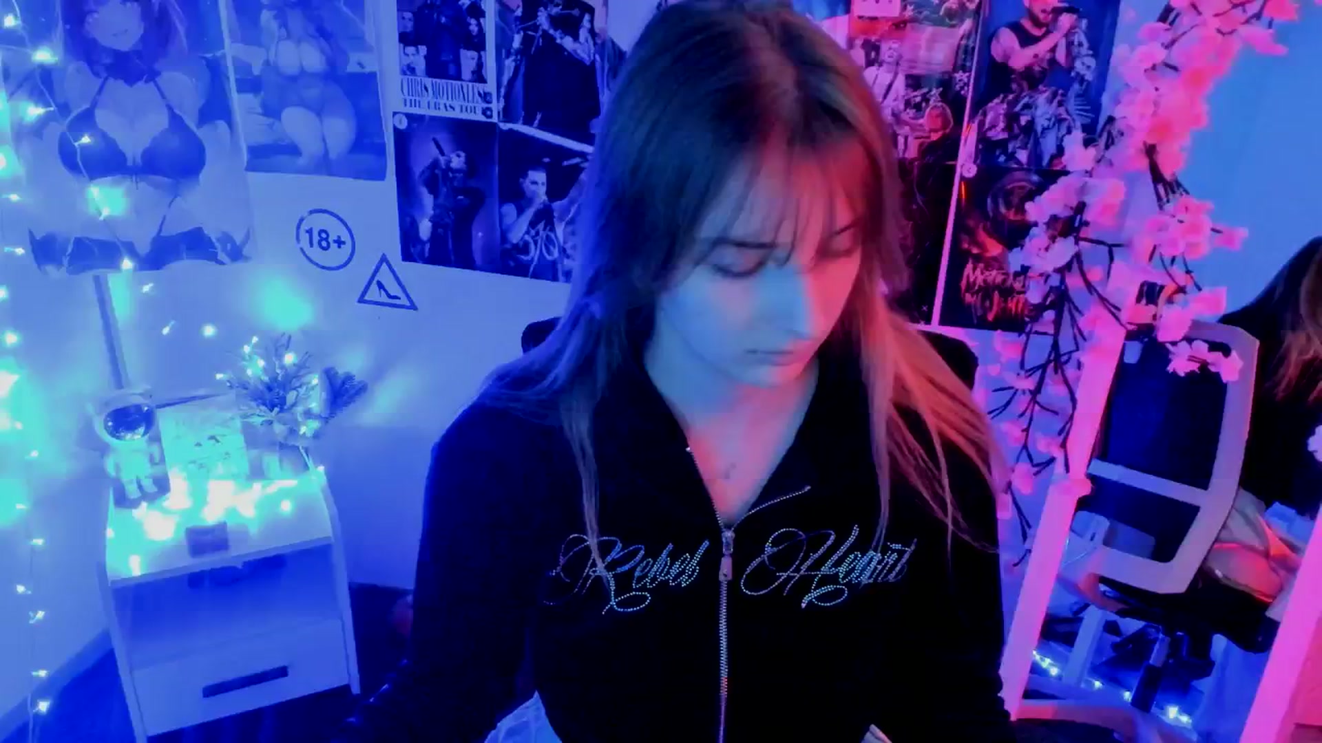 Gallery image thumbnail from Lisa_Star_'s myfreecams stream on, 11/14/2025, 17:09 image 12 of 20