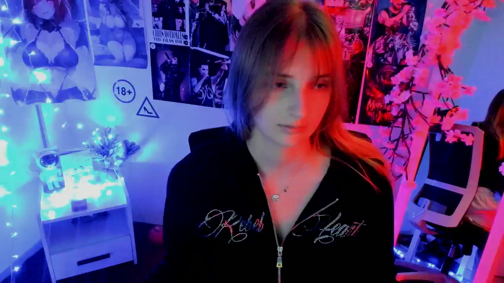 Gallery image thumbnail from Lisa_Star_'s myfreecams stream on, 11/14/2025, 17:35 image 10 of 20