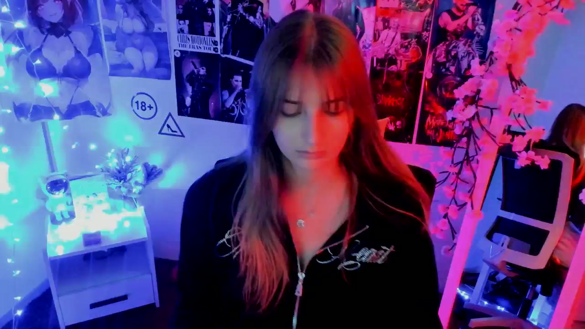 Gallery image thumbnail from Lisa_Star_'s myfreecams stream on, 11/14/2025, 17:35 image 7 of 20