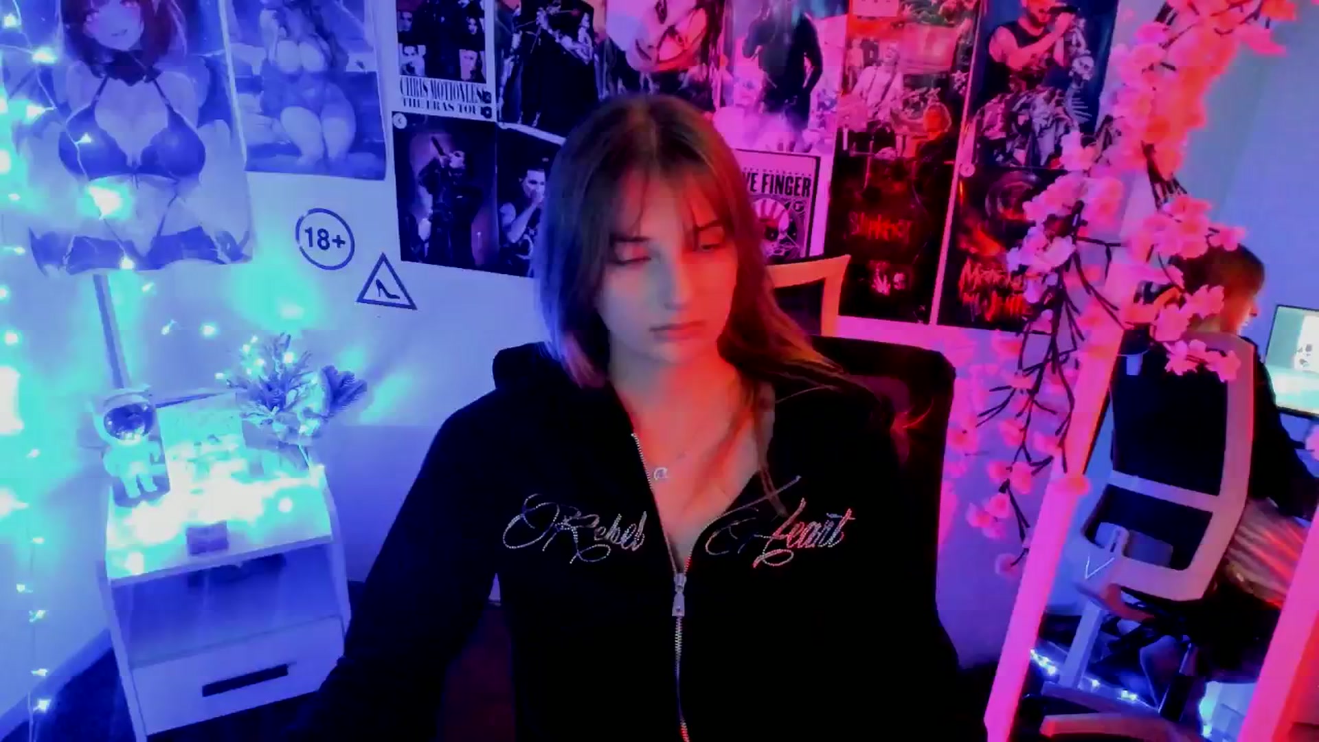 Gallery image thumbnail from Lisa_Star_'s myfreecams stream on, 11/14/2025, 17:35 image 20 of 20