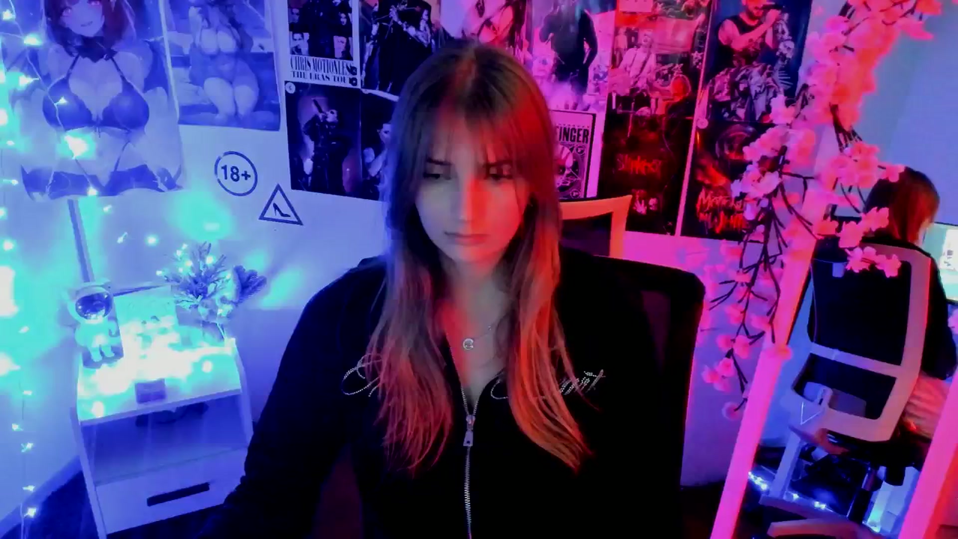 Gallery image thumbnail from Lisa_Star_'s myfreecams stream on, 11/14/2025, 17:35 image 6 of 20