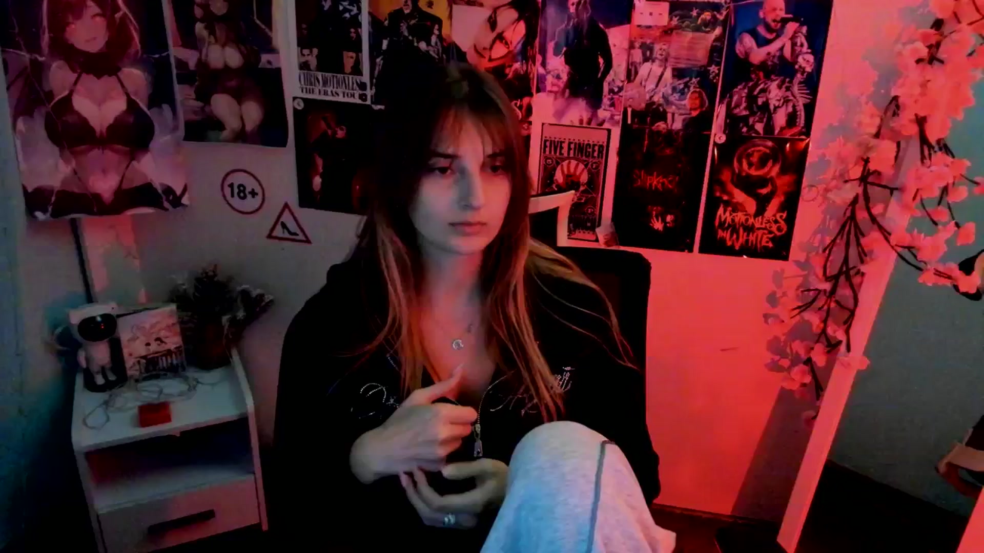 Gallery image thumbnail from Lisa_Star_'s myfreecams stream on, 11/14/2025, 20:14 image 2 of 20