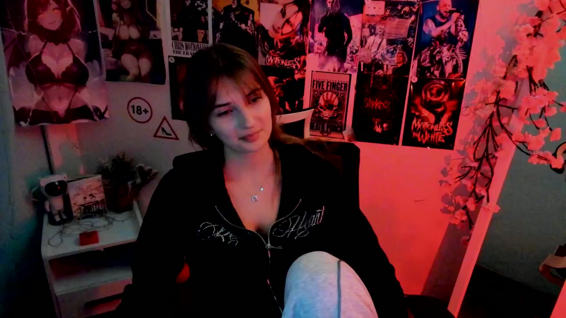 Gallery image thumbnail from Lisa_Star_'s myfreecams stream on, 11/14/2025, 20:14 image 11 of 20