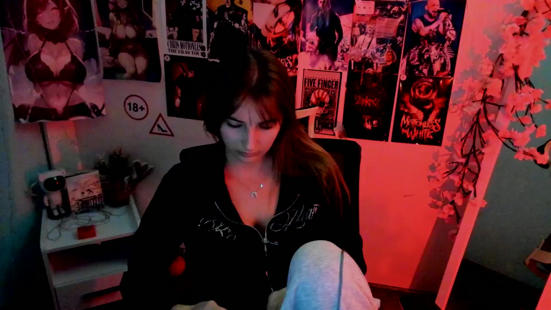Gallery image thumbnail from Lisa_Star_'s myfreecams stream on, 11/14/2025, 20:14 image 10 of 20