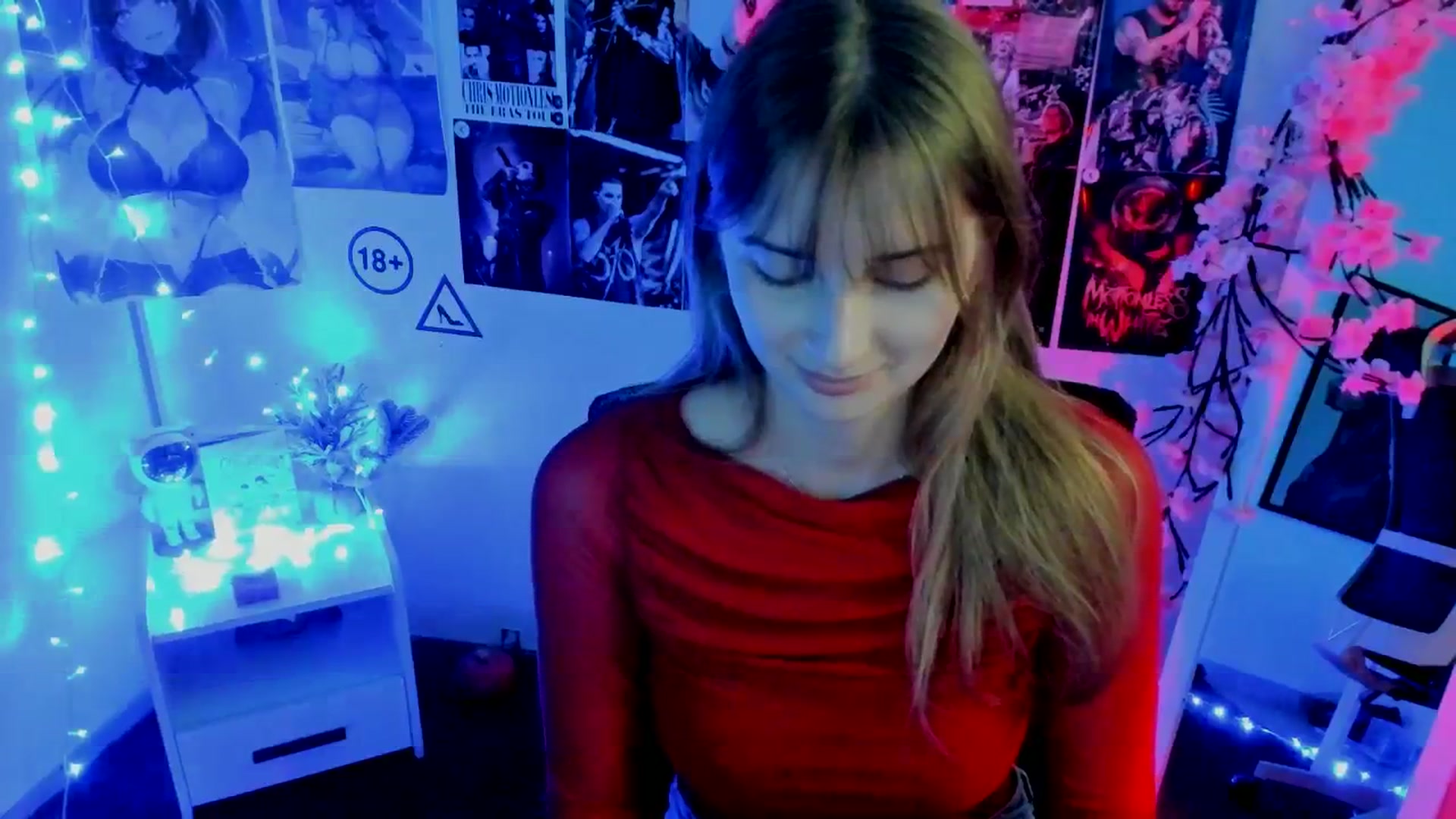 Gallery image thumbnail from Lisa_Star_'s myfreecams stream on, 11/18/2025, 09:17 image 14 of 20