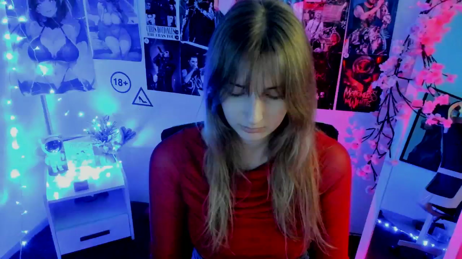 Gallery image thumbnail from Lisa_Star_'s myfreecams stream on, 11/18/2025, 09:17 image 1 of 20