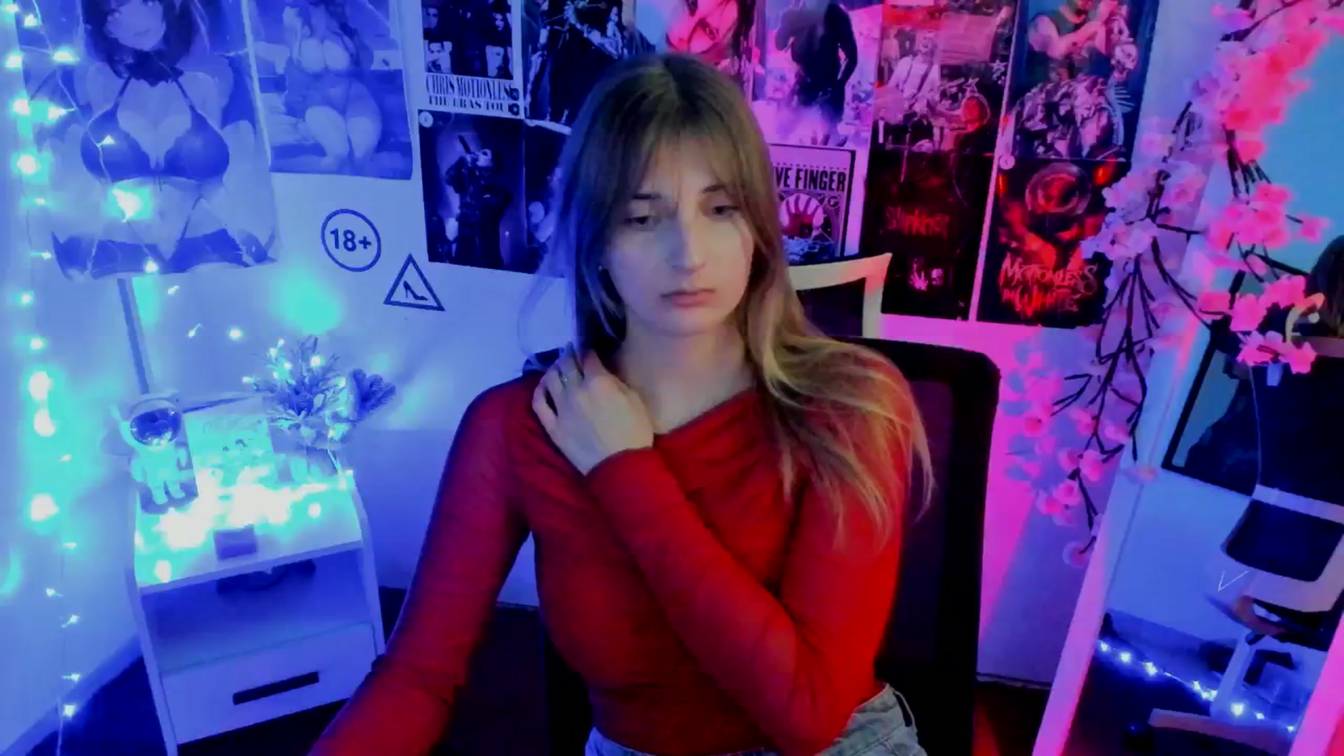 Gallery image thumbnail from Lisa_Star_'s myfreecams stream on, 11/18/2025, 11:51 image 4 of 20