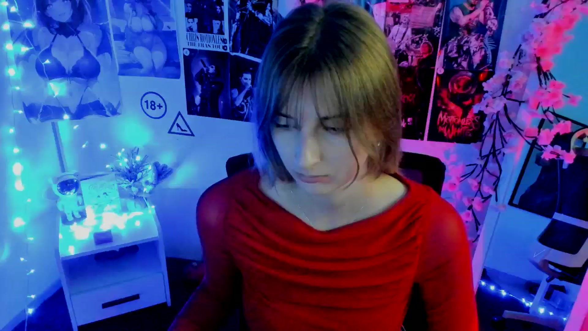 Gallery image thumbnail from Lisa_Star_'s myfreecams stream on, 11/18/2025, 11:51 image 7 of 20