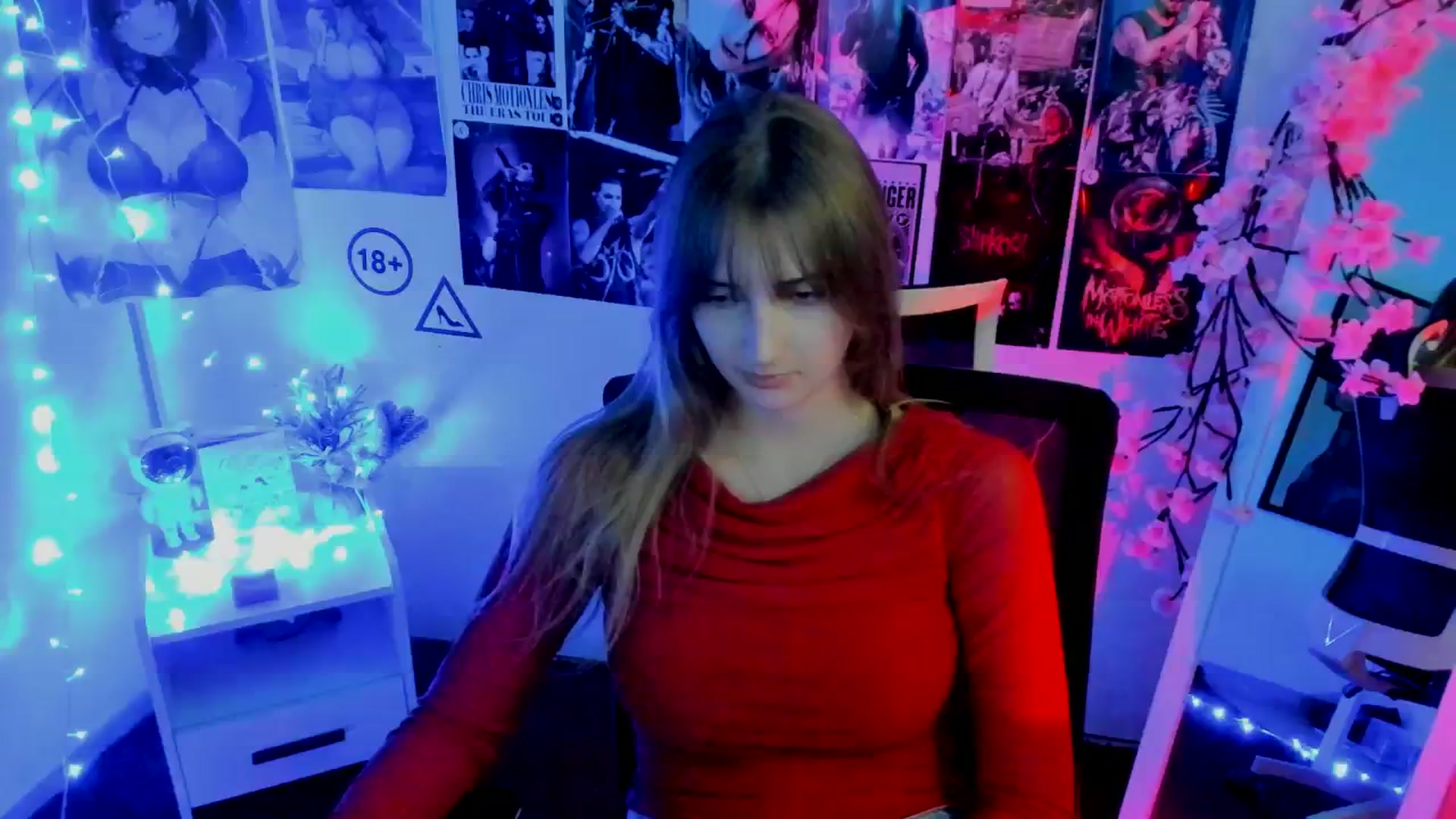 Gallery image thumbnail from Lisa_Star_'s myfreecams stream on, 11/18/2025, 12:25 image 11 of 20