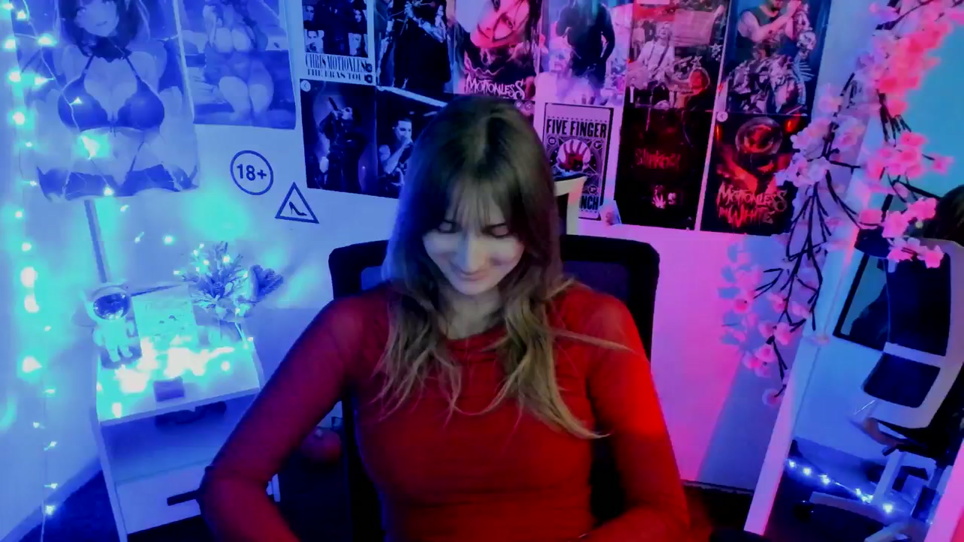 Gallery image thumbnail from Lisa_Star_'s myfreecams stream on, 11/18/2025, 12:25 image 4 of 20