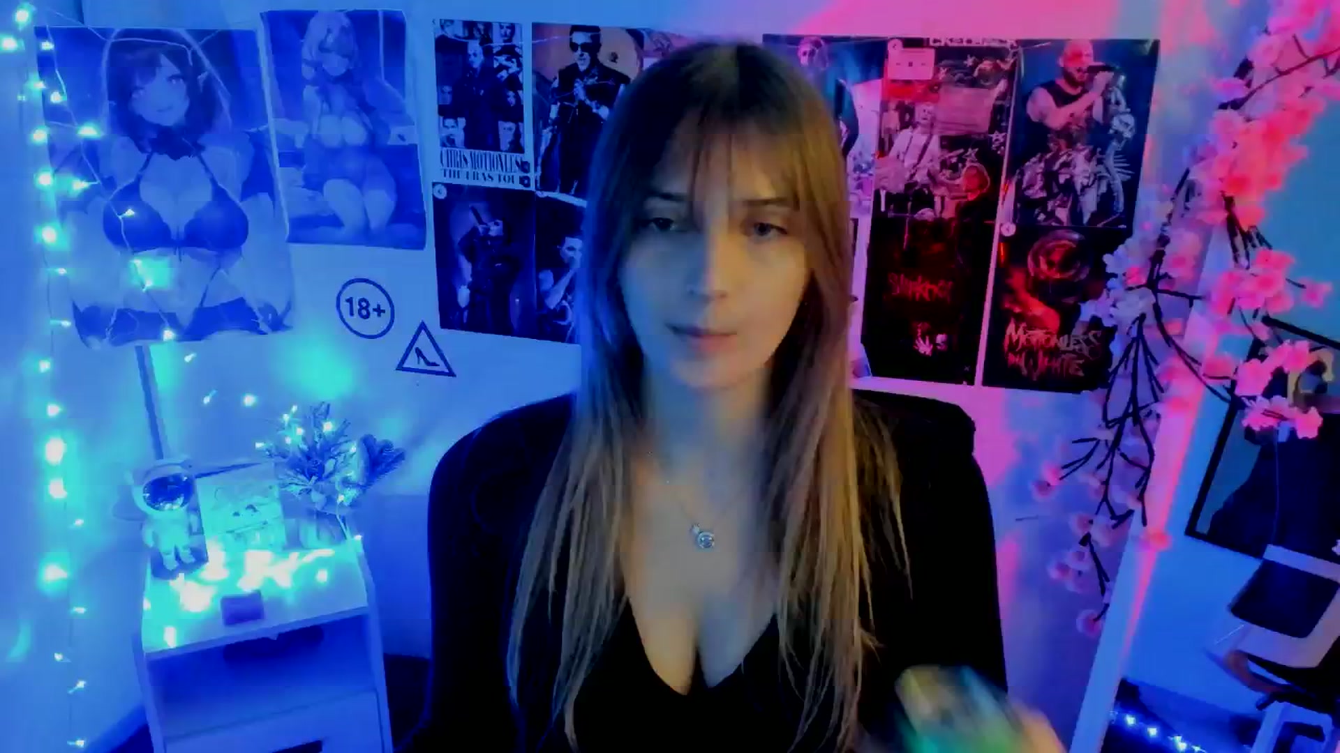 Gallery image thumbnail from Lisa_Star_'s myfreecams stream on, 11/19/2025, 13:53 image 14 of 20