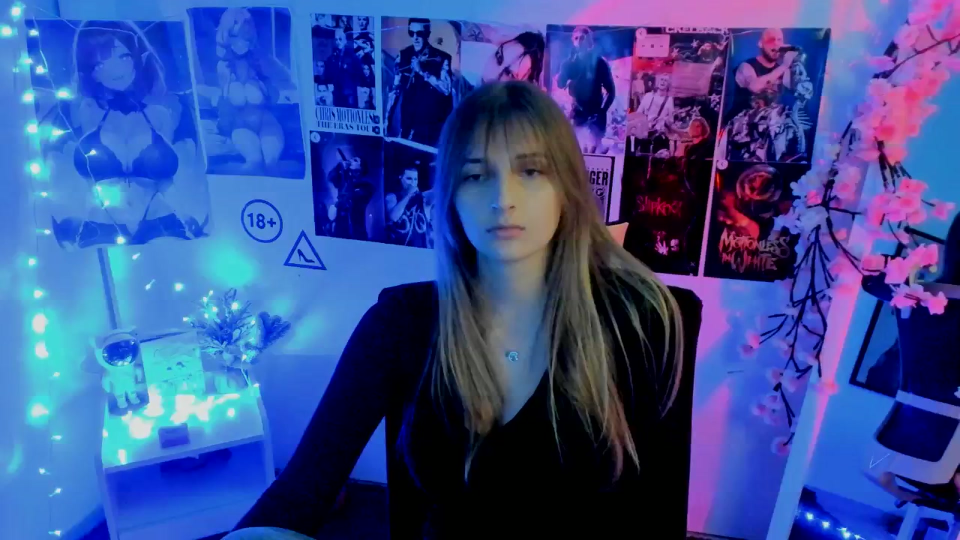 Gallery image thumbnail from Lisa_Star_'s myfreecams stream on, 11/19/2025, 13:53 image 10 of 20