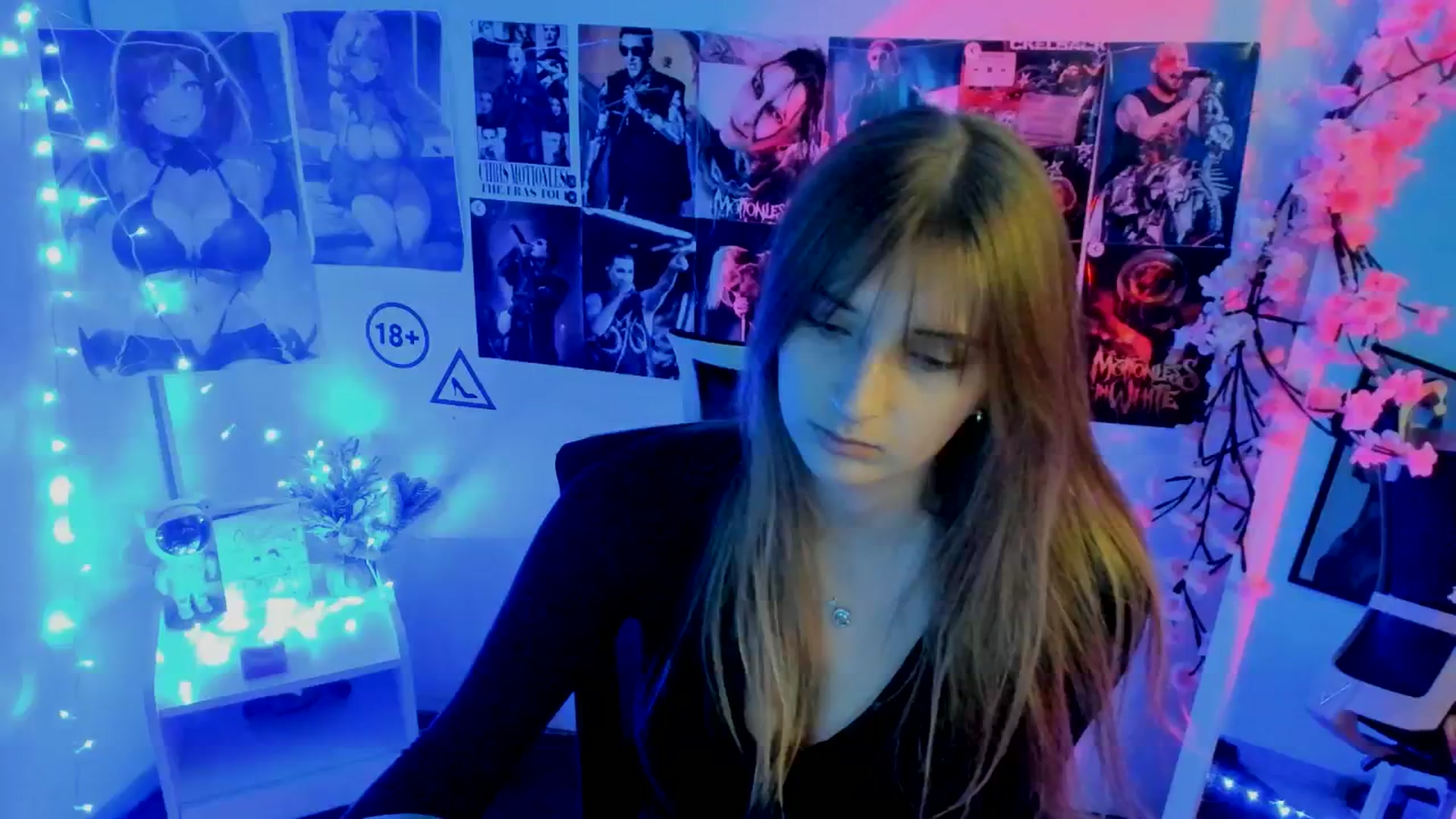 Gallery image thumbnail from Lisa_Star_'s myfreecams stream on, 11/19/2025, 13:53 image 9 of 20