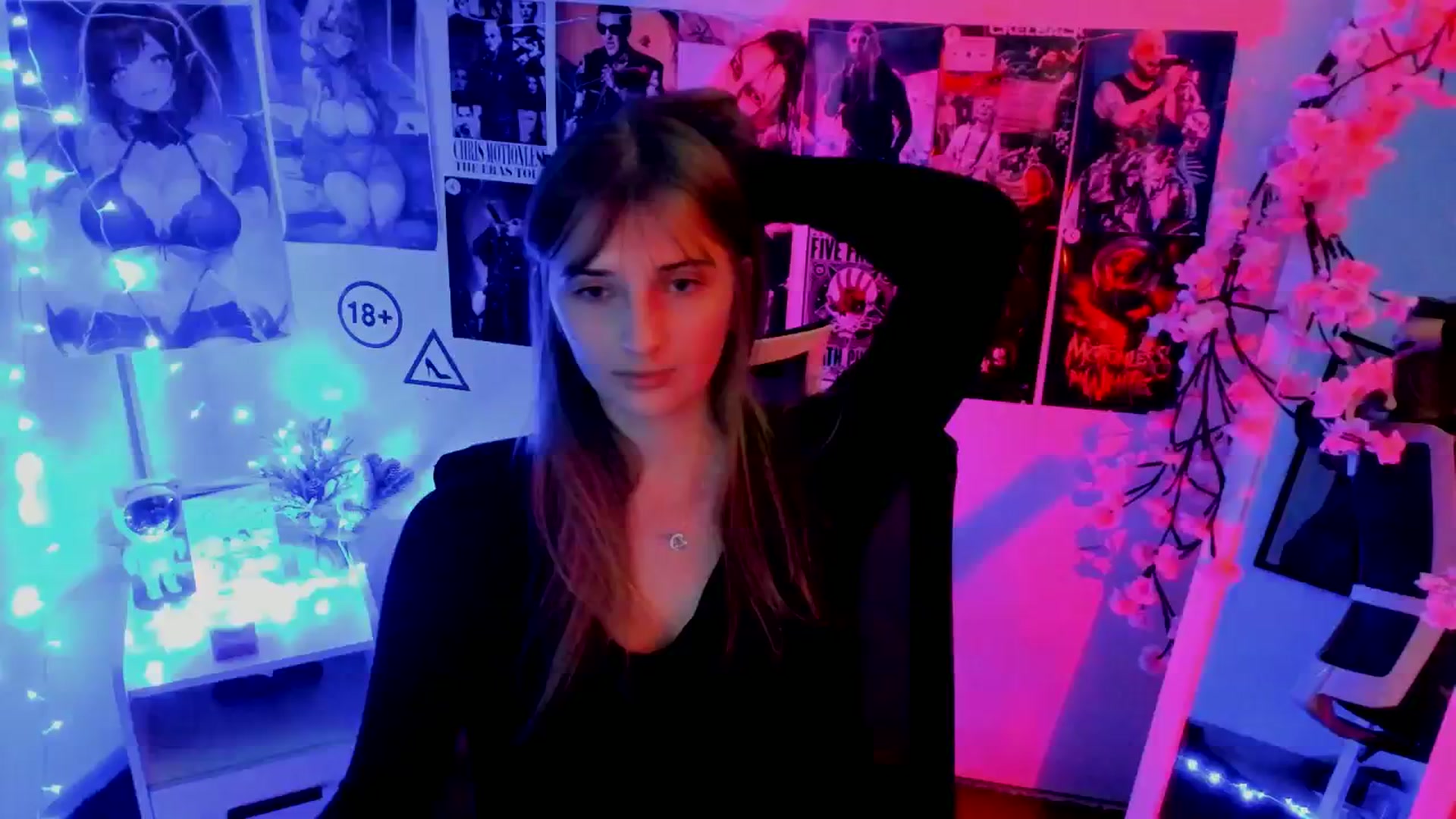 Gallery image thumbnail from Lisa_Star_'s myfreecams stream on, 11/19/2025, 15:56 image 6 of 20