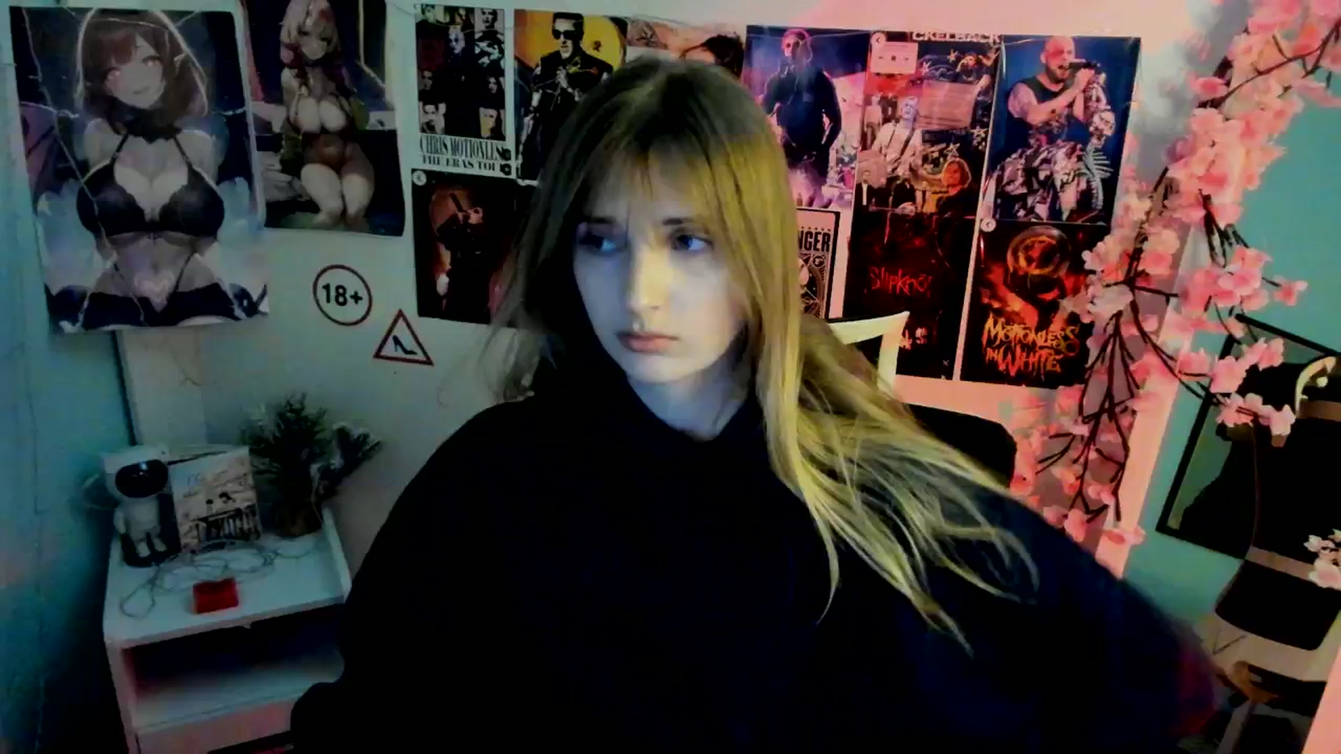 Gallery image thumbnail from Lisa_Star_'s myfreecams stream on, 11/20/2025, 09:40 image 15 of 20