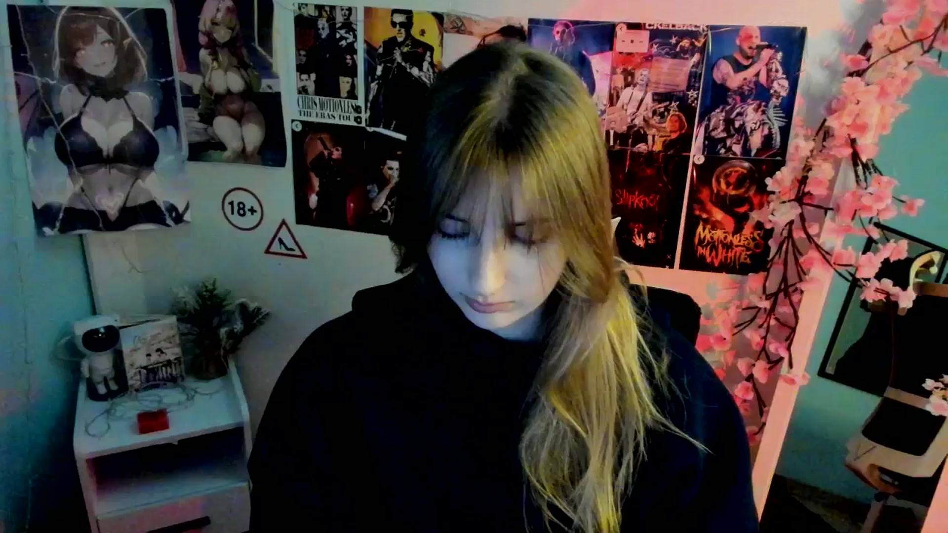 Gallery image thumbnail from Lisa_Star_'s myfreecams stream on, 11/20/2025, 09:40 image 3 of 20