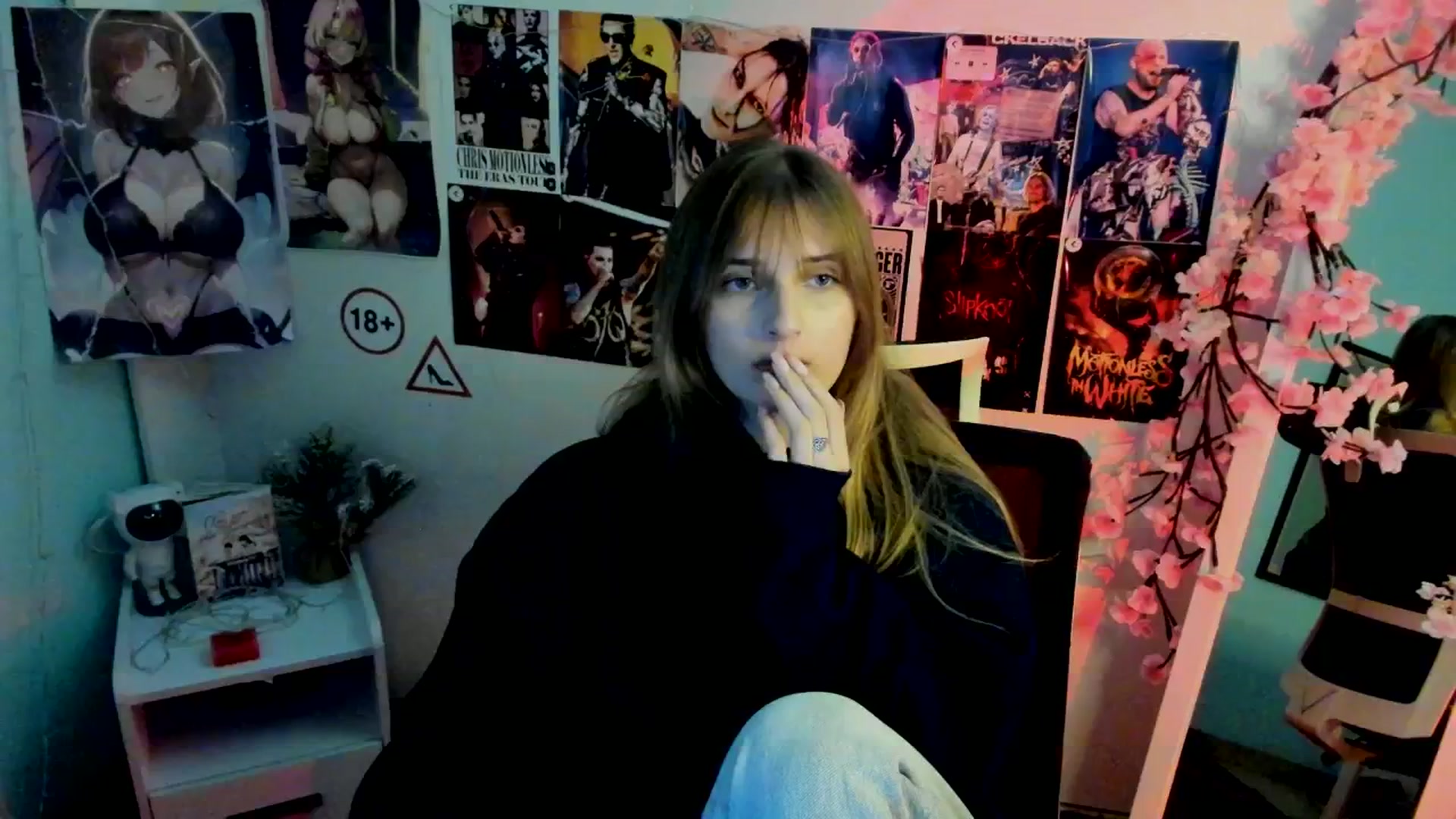 Gallery image thumbnail from Lisa_Star_'s myfreecams stream on, 11/20/2025, 09:40 image 20 of 20