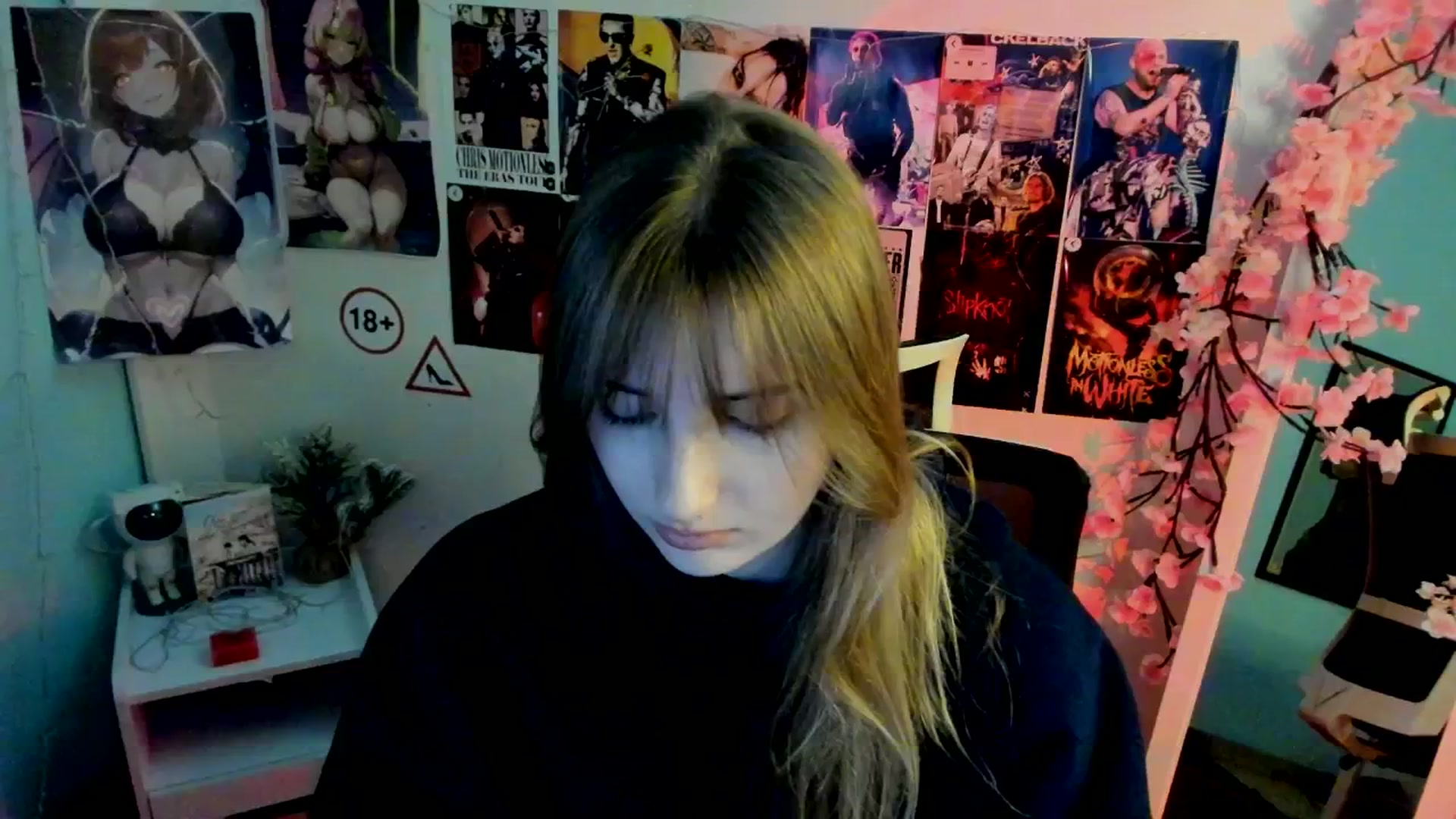 Gallery image thumbnail from Lisa_Star_'s myfreecams stream on, 11/20/2025, 09:40 image 6 of 20