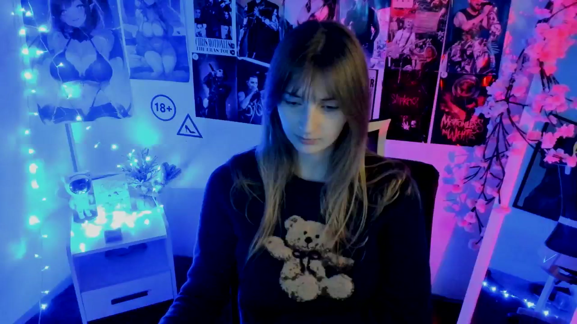 Gallery image thumbnail from Lisa_Star_'s myfreecams stream on, 11/22/2025, 13:41 image 3 of 20