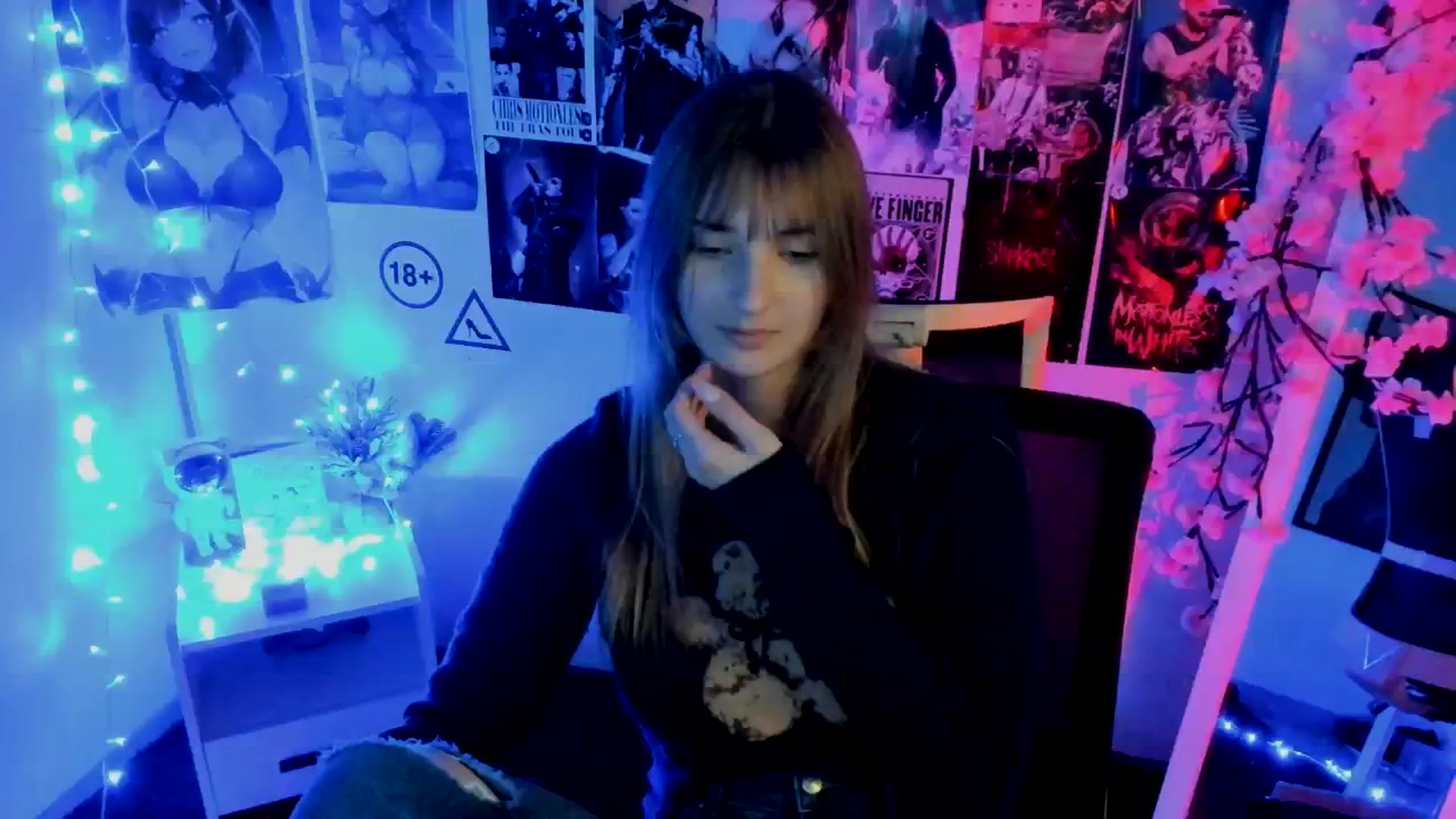 Gallery image thumbnail from Lisa_Star_'s myfreecams stream on, 11/22/2025, 15:26 image 4 of 20