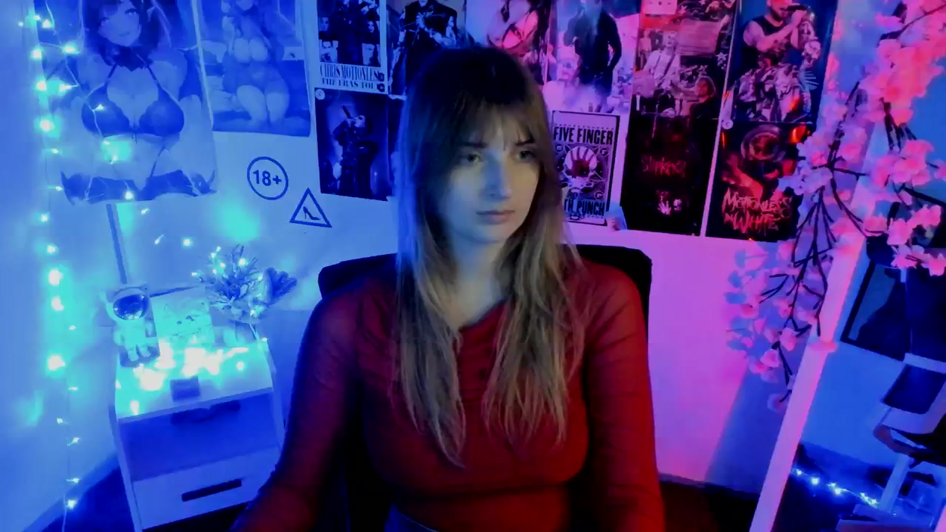 Gallery image thumbnail from Lisa_Star_'s myfreecams stream on, 11/22/2025, 17:28 image 4 of 20