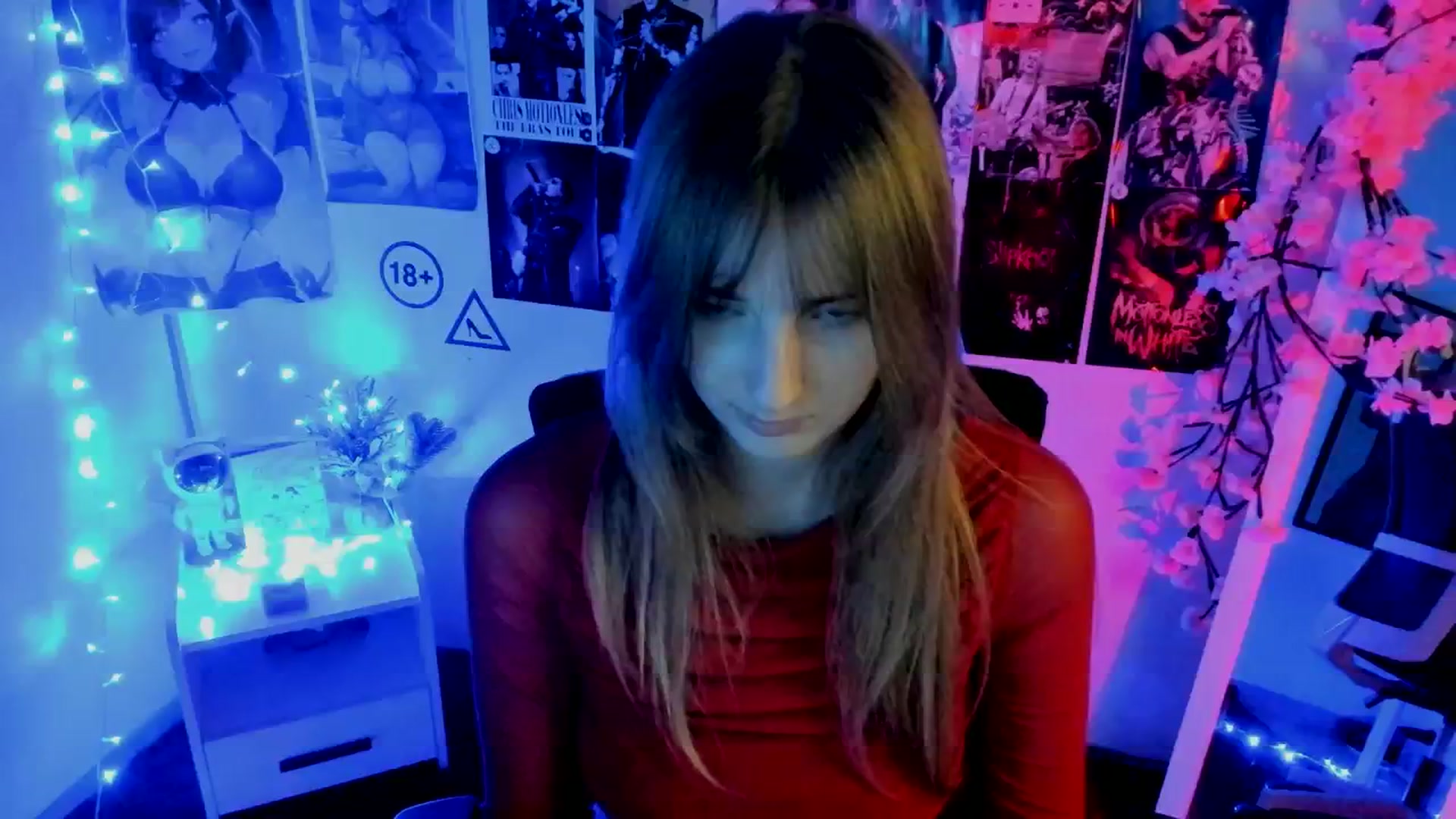 Gallery image thumbnail from Lisa_Star_'s myfreecams stream on, 11/22/2025, 17:28 image 15 of 20