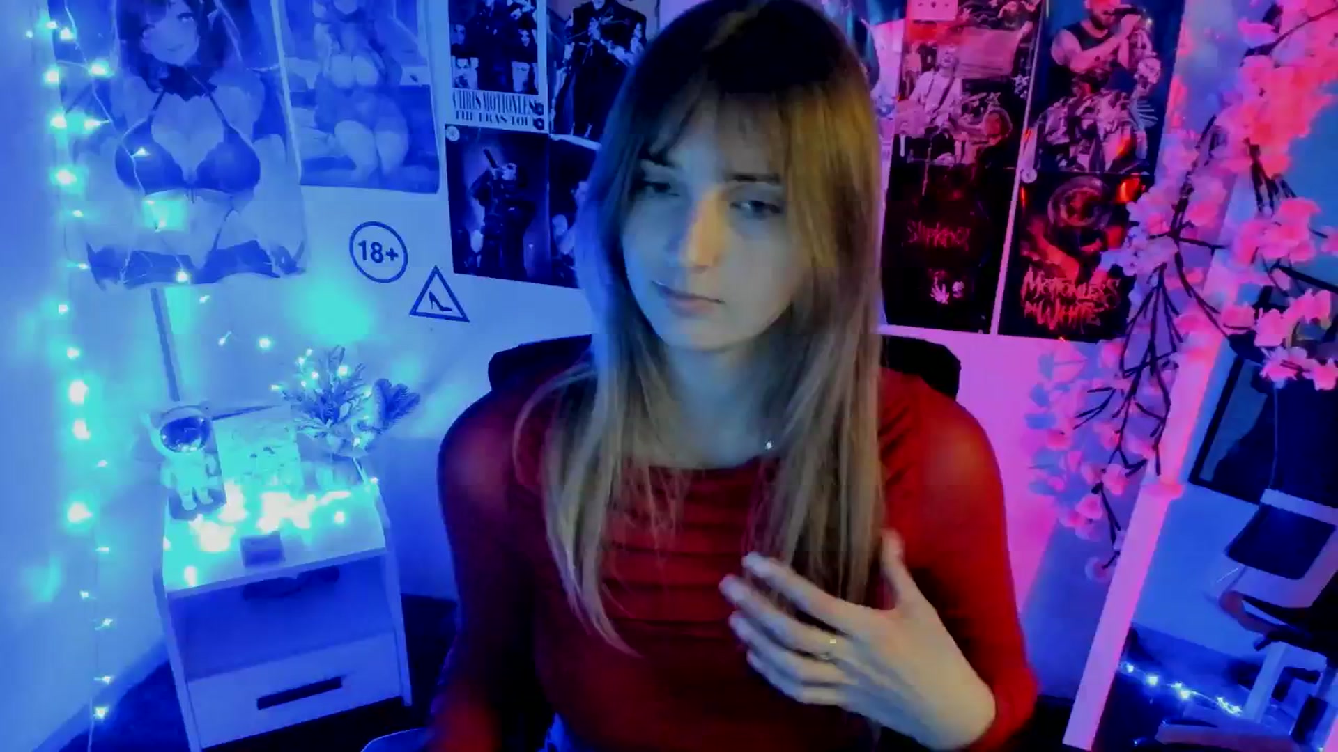 Gallery image thumbnail from Lisa_Star_'s myfreecams stream on, 11/22/2025, 17:28 image 14 of 20