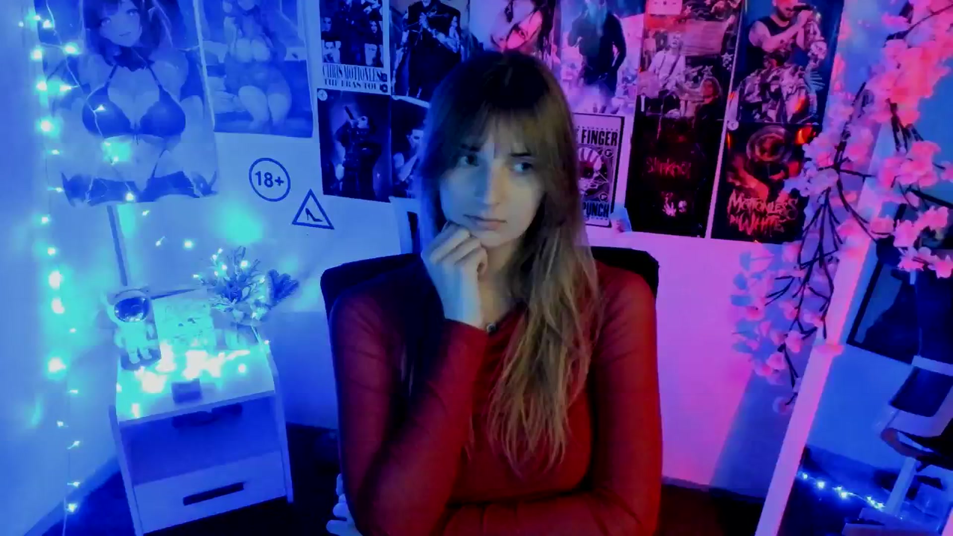 Gallery image thumbnail from Lisa_Star_'s myfreecams stream on, 11/22/2025, 17:28 image 5 of 20