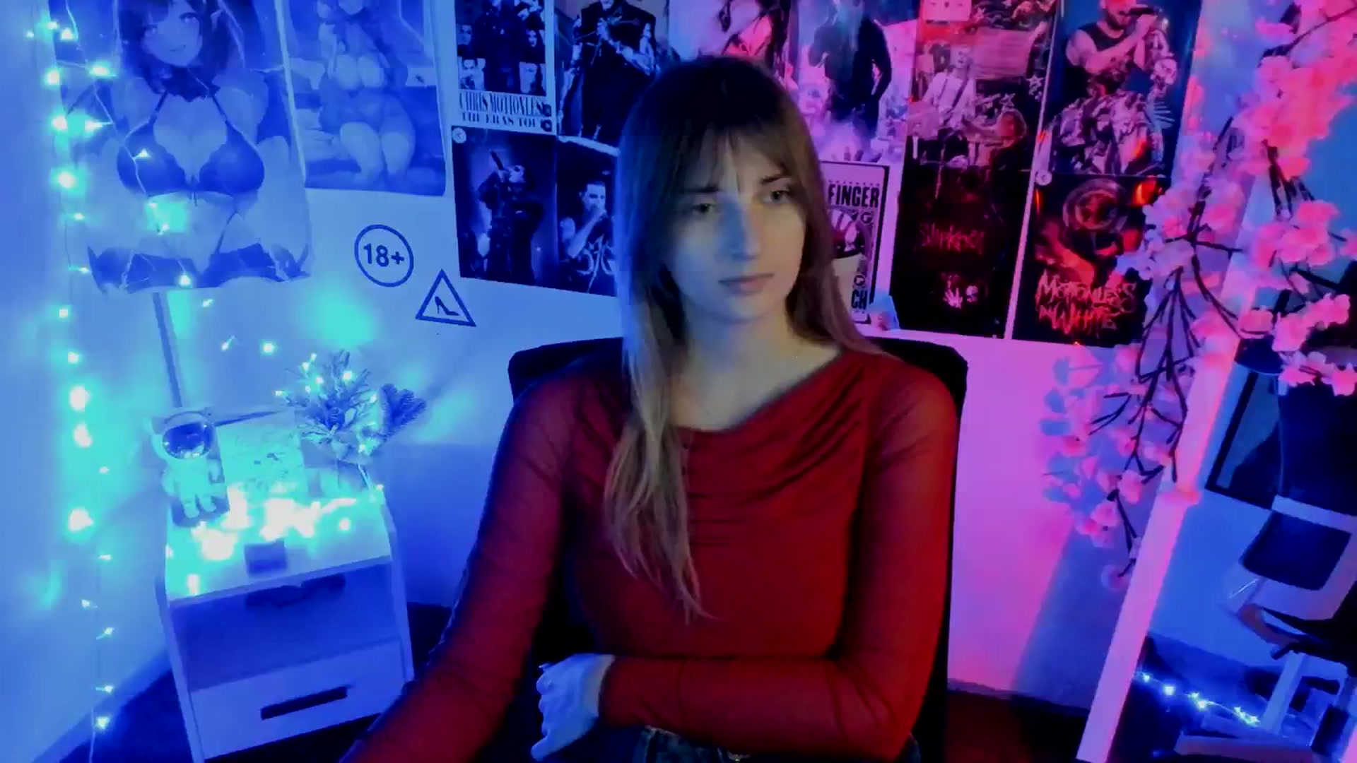 Gallery image thumbnail from Lisa_Star_'s myfreecams stream on, 11/22/2025, 17:28 image 8 of 20