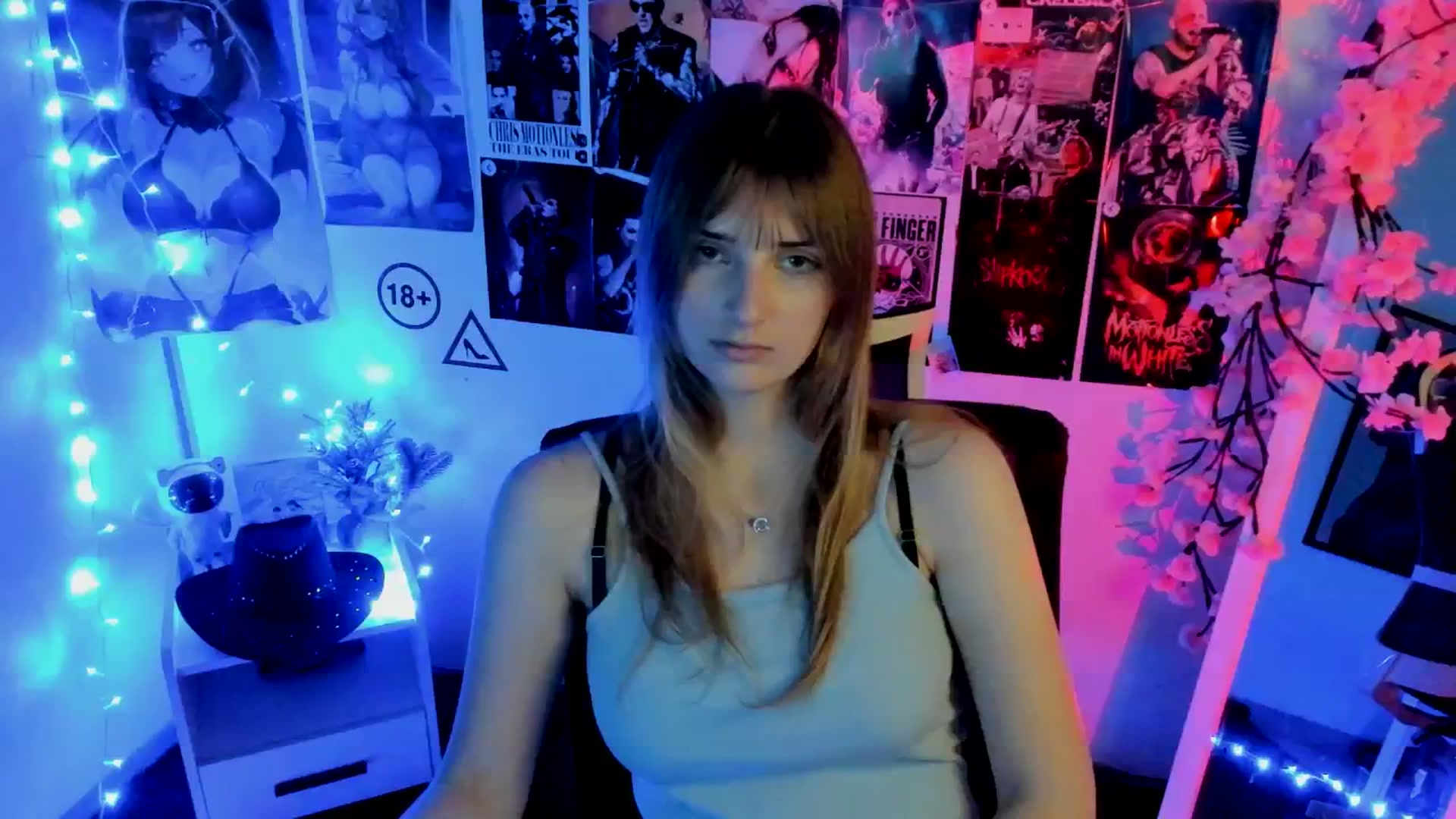 Gallery image thumbnail from Lisa_Star_'s myfreecams stream on, 11/23/2025, 14:37 image 19 of 20