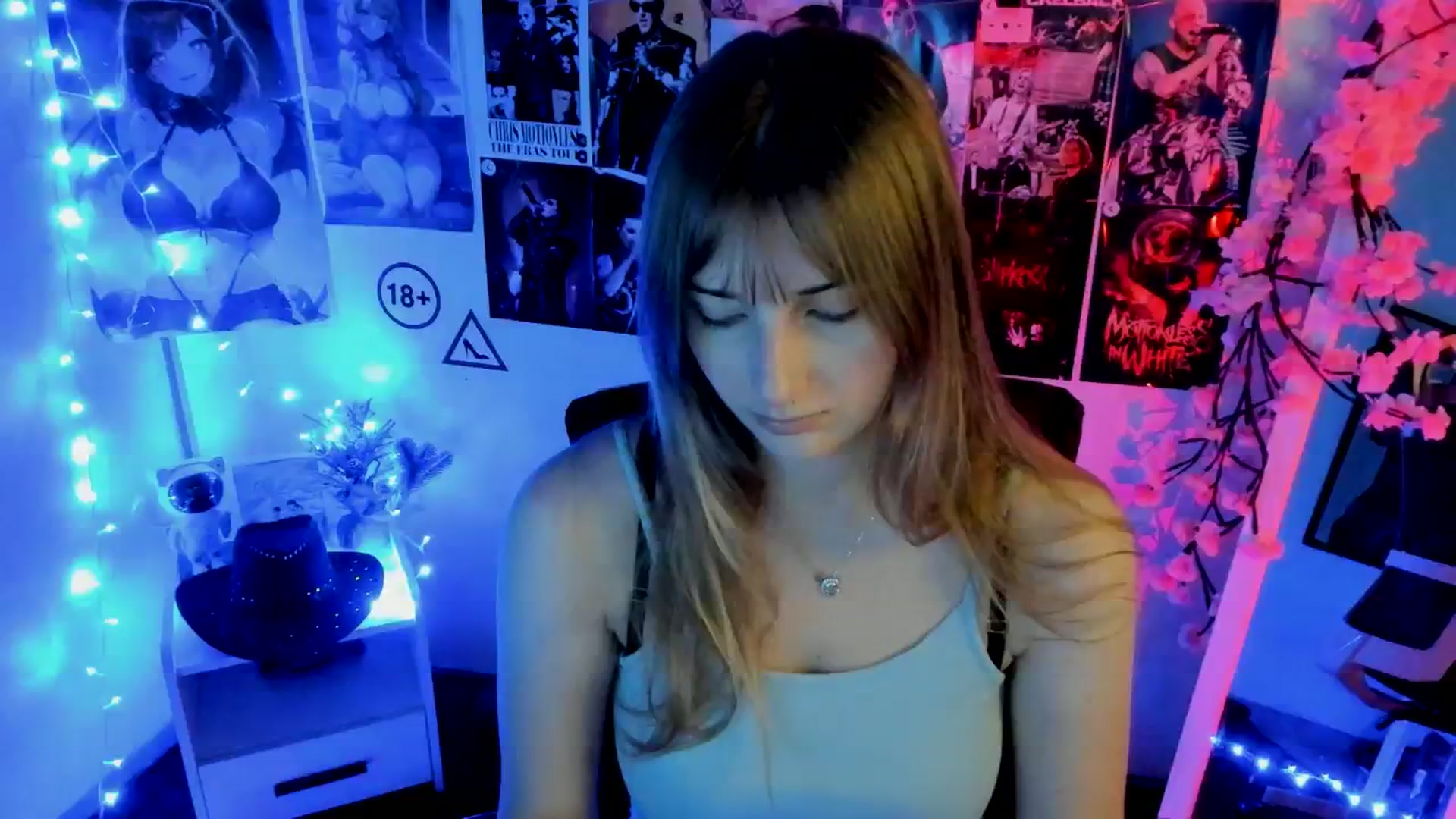 Gallery image thumbnail from Lisa_Star_'s myfreecams stream on, 11/23/2025, 14:37 image 12 of 20