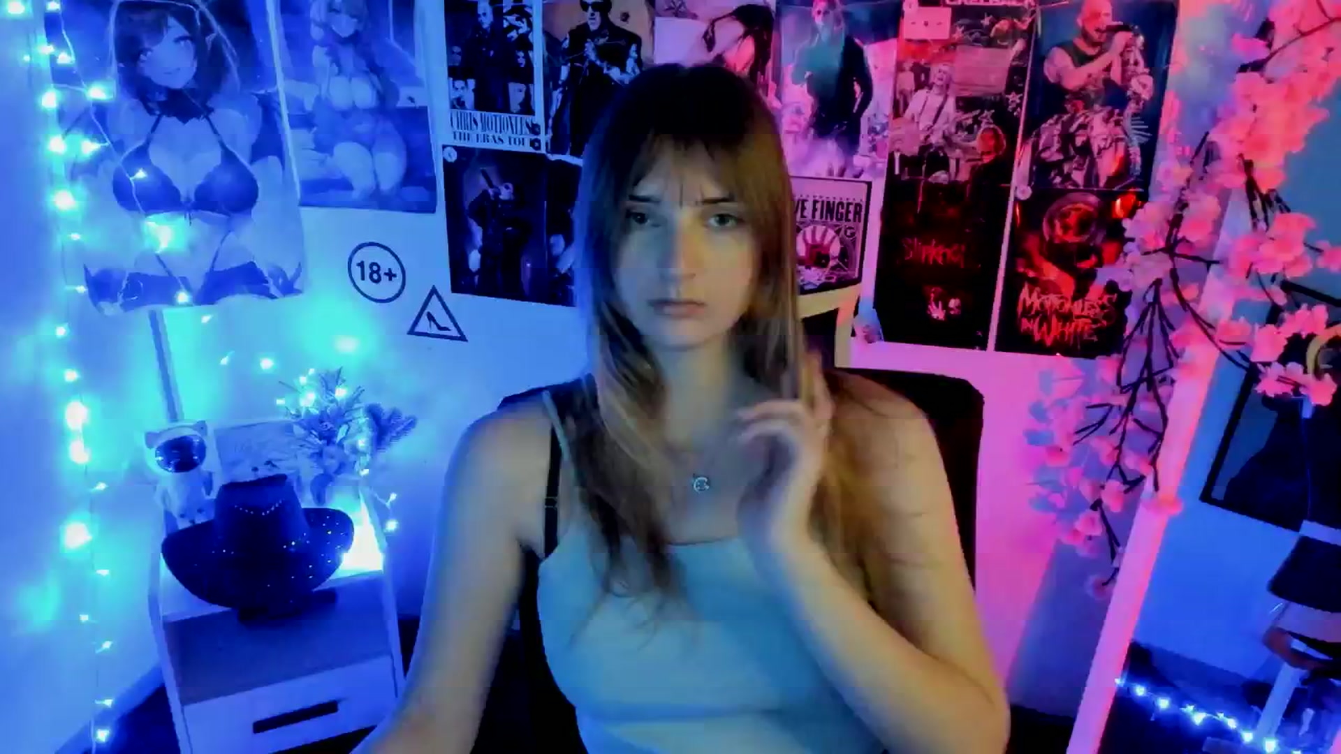 Gallery image thumbnail from Lisa_Star_'s myfreecams stream on, 11/23/2025, 14:37 image 18 of 20