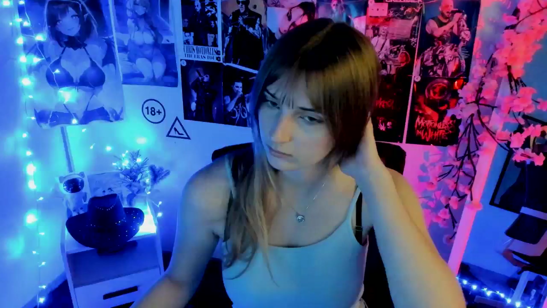 Gallery image thumbnail from Lisa_Star_'s myfreecams stream on, 11/23/2025, 14:37 image 10 of 20