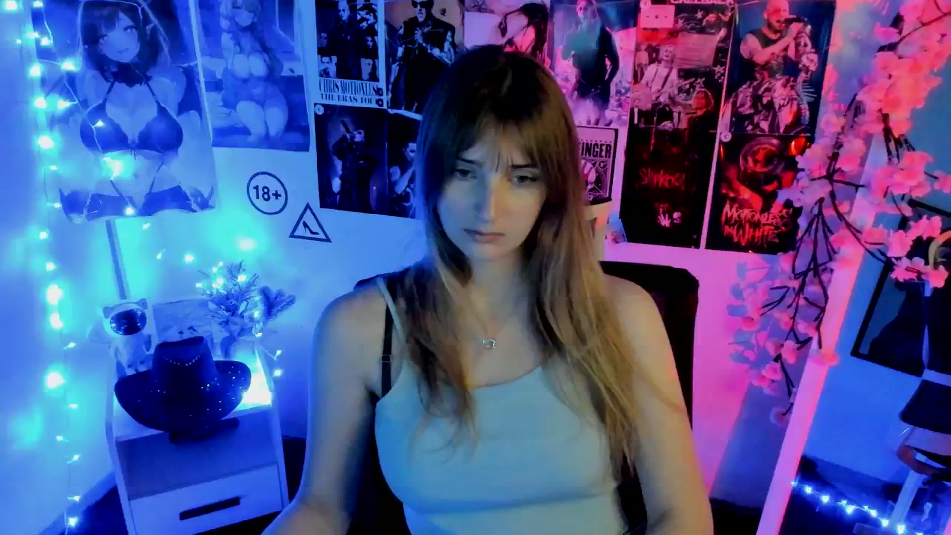 Gallery image thumbnail from Lisa_Star_'s myfreecams stream on, 11/23/2025, 14:37 image 16 of 20