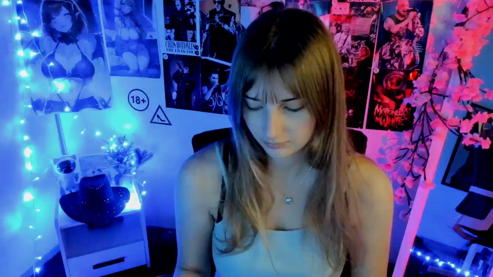Gallery image thumbnail from Lisa_Star_'s myfreecams stream on, 11/23/2025, 14:37 image 11 of 20