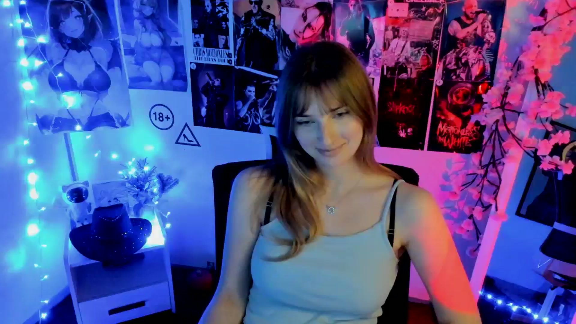 Gallery image thumbnail from Lisa_Star_'s myfreecams stream on, 11/23/2025, 15:43 image 13 of 20