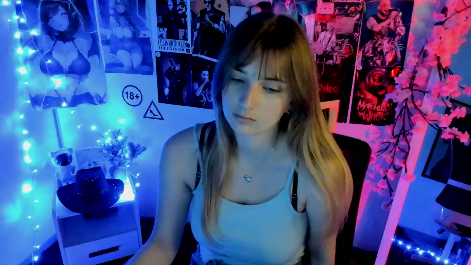 Gallery image thumbnail from Lisa_Star_'s myfreecams stream on, 11/23/2025, 15:43 image 6 of 20