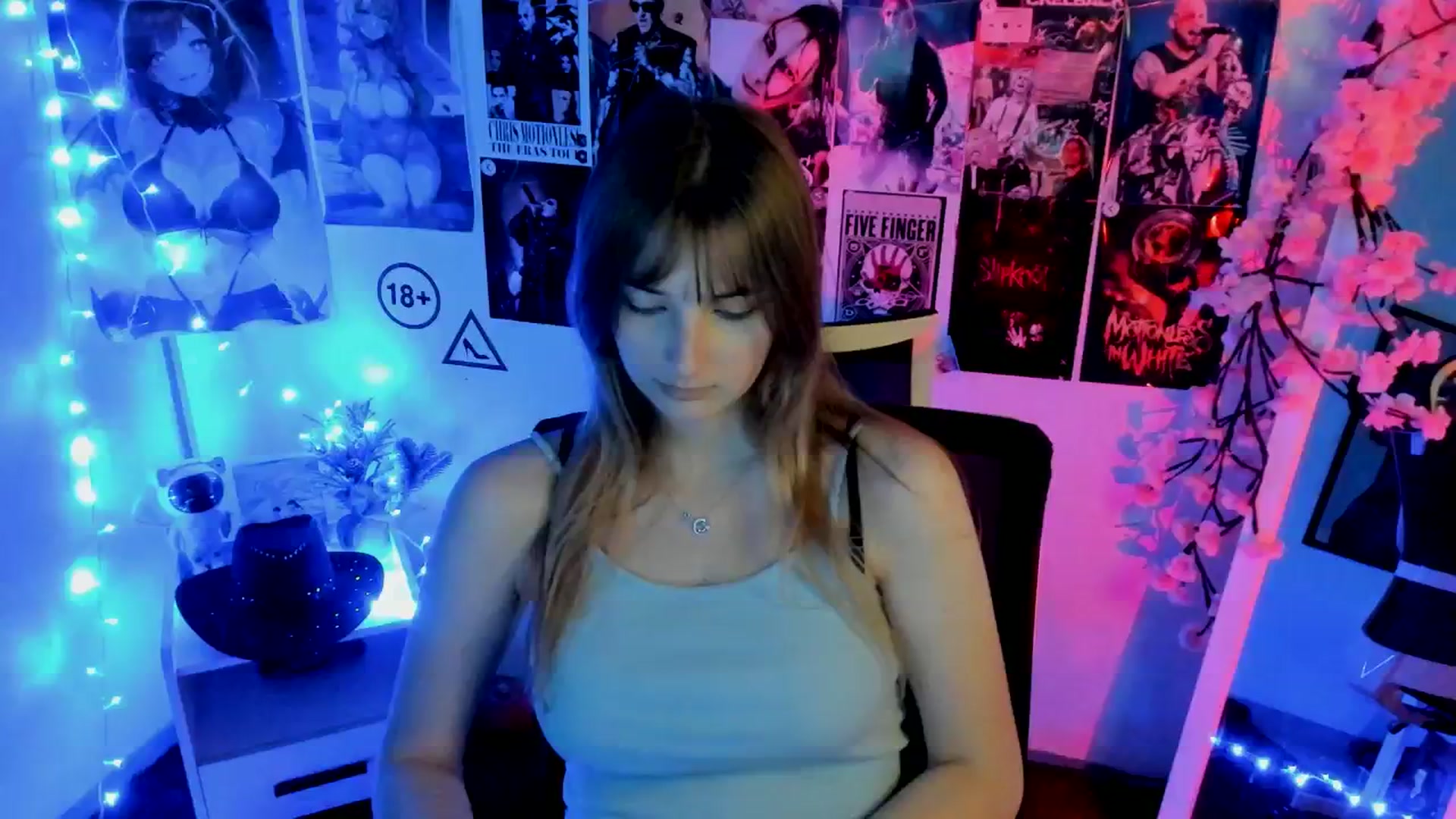 Gallery image thumbnail from Lisa_Star_'s myfreecams stream on, 11/23/2025, 15:43 image 9 of 20