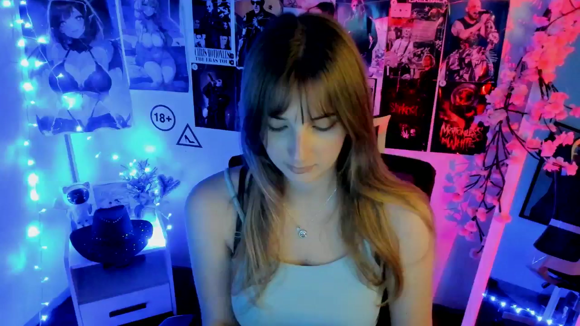 Gallery image thumbnail from Lisa_Star_'s myfreecams stream on, 11/23/2025, 15:43 image 4 of 20