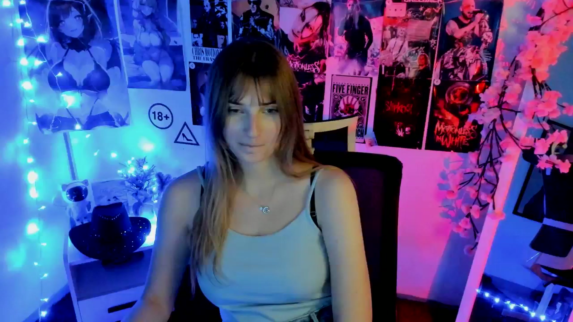 Gallery image thumbnail from Lisa_Star_'s myfreecams stream on, 11/23/2025, 15:43 image 18 of 20