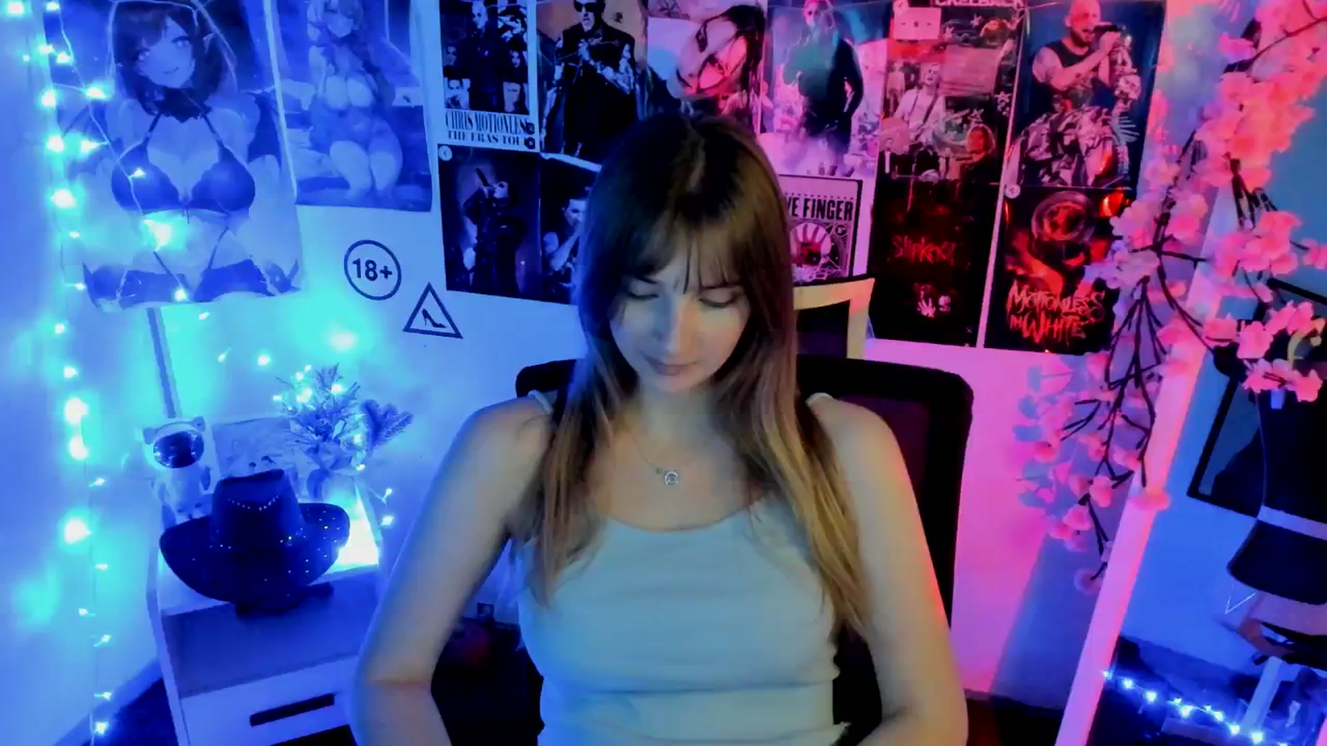 Gallery image thumbnail from Lisa_Star_'s myfreecams stream on, 11/23/2025, 15:43 image 2 of 20