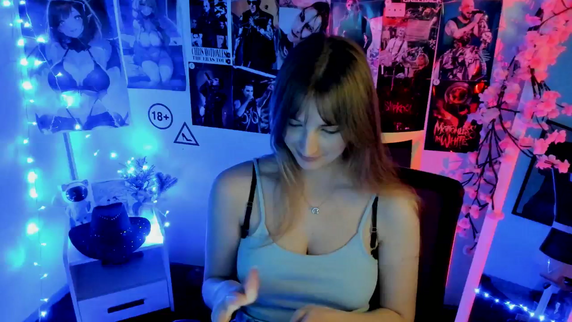 Gallery image thumbnail from Lisa_Star_'s myfreecams stream on, 11/23/2025, 17:14 image 5 of 20