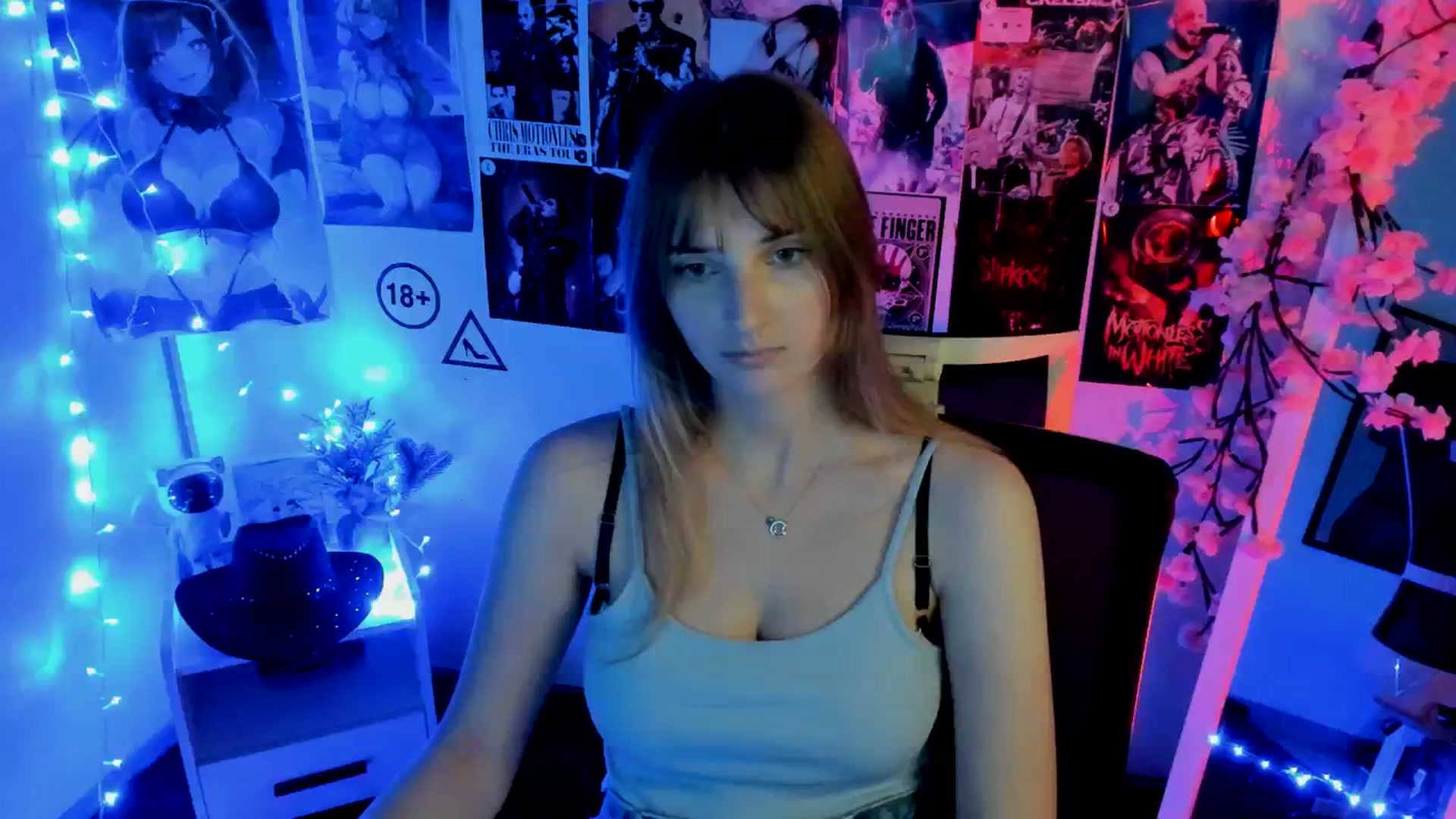 Gallery image thumbnail from Lisa_Star_'s myfreecams stream on, 11/23/2025, 17:14 image 6 of 20
