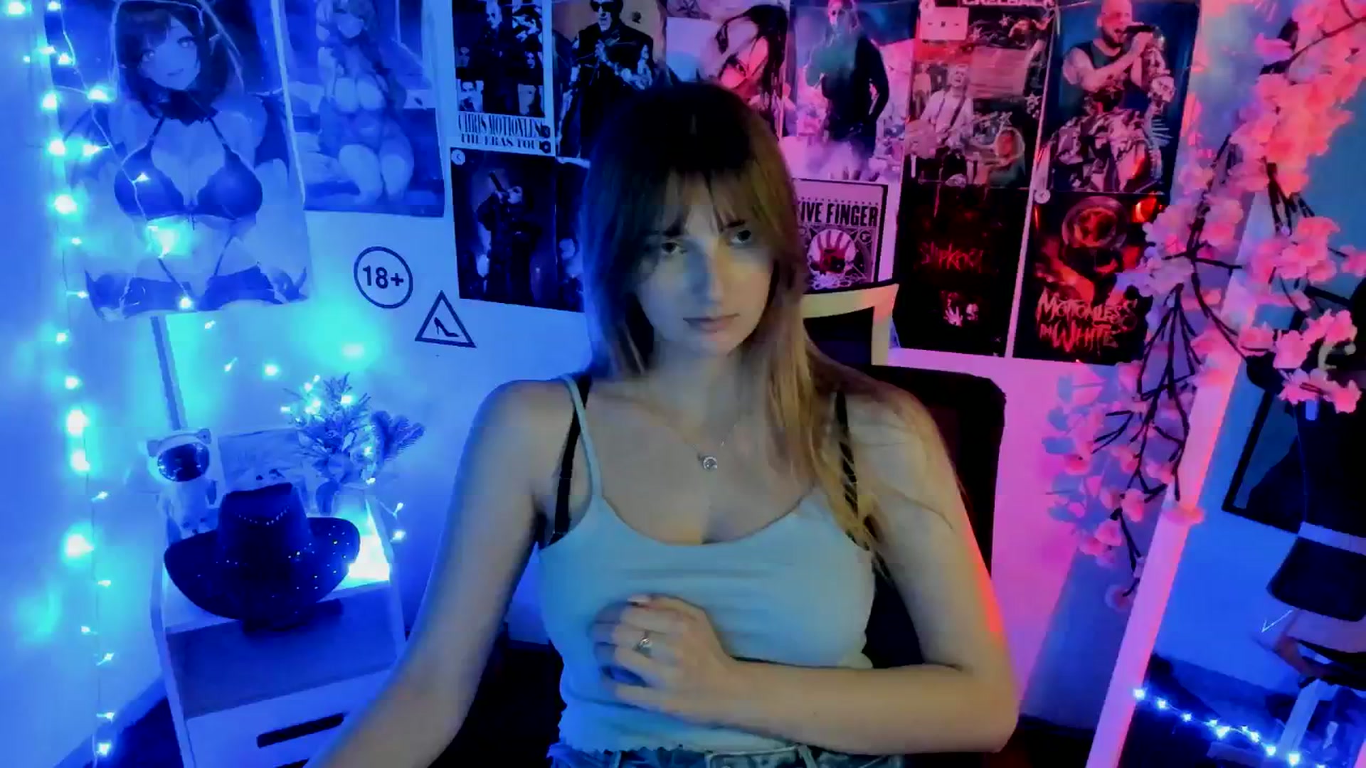 Gallery image thumbnail from Lisa_Star_'s myfreecams stream on, 11/23/2025, 17:14 image 11 of 20