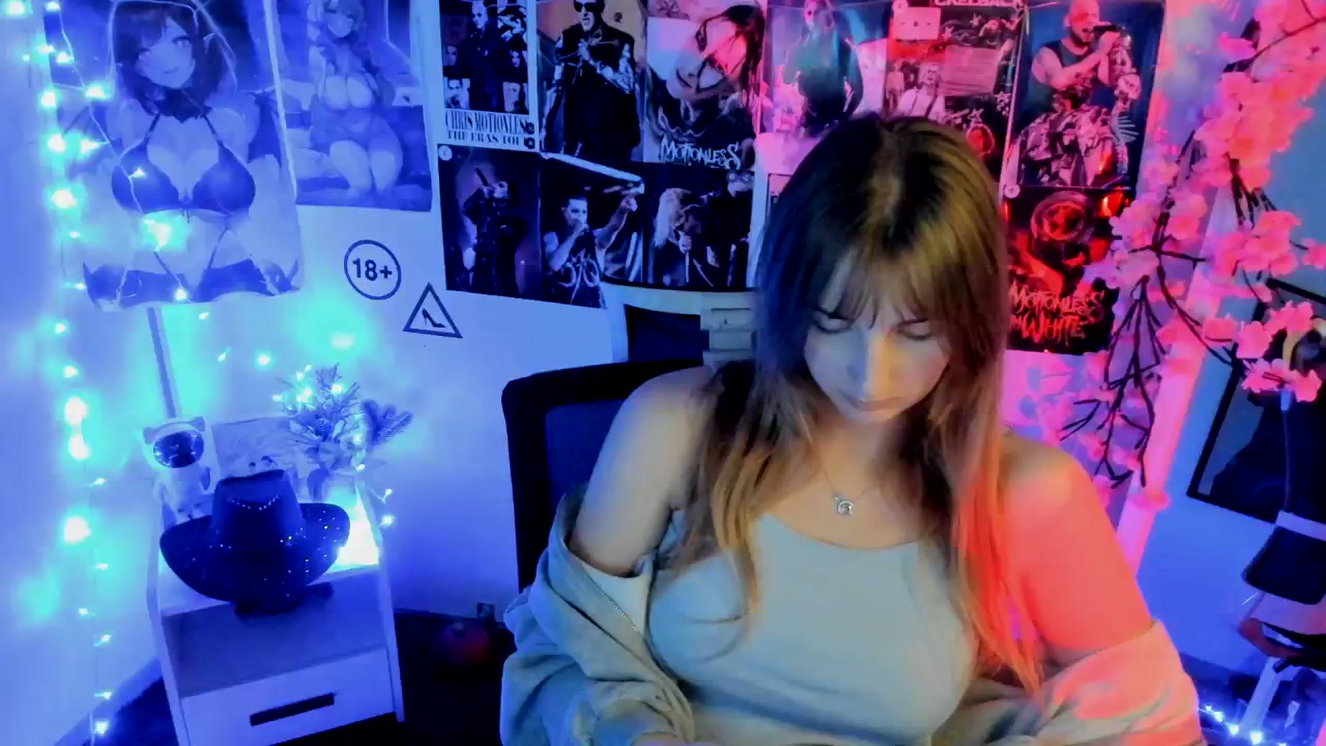 Gallery image thumbnail from Lisa_Star_'s myfreecams stream on, 11/23/2025, 17:44 image 20 of 20
