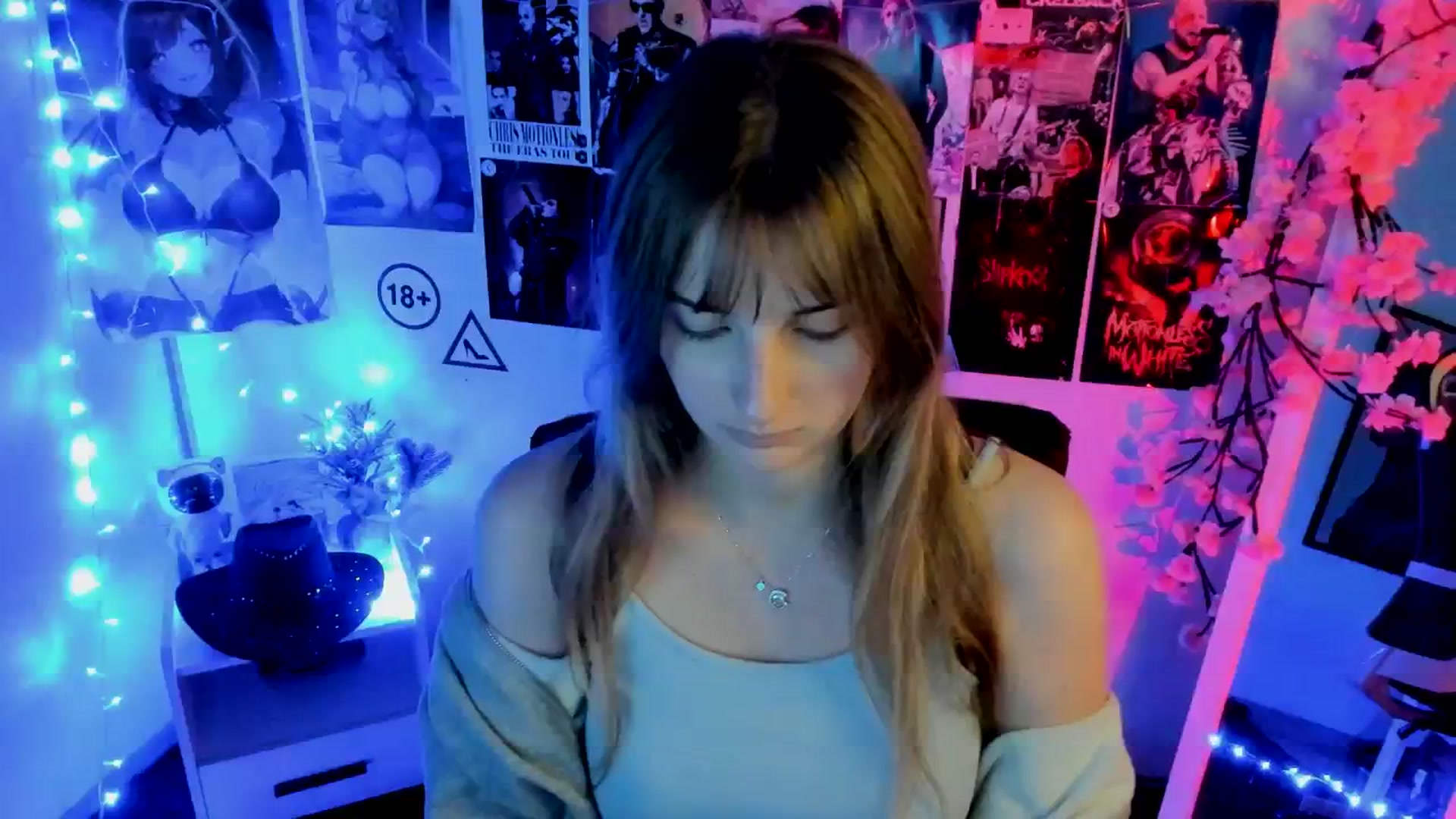 Gallery image thumbnail from Lisa_Star_'s myfreecams stream on, 11/23/2025, 17:44 image 19 of 20